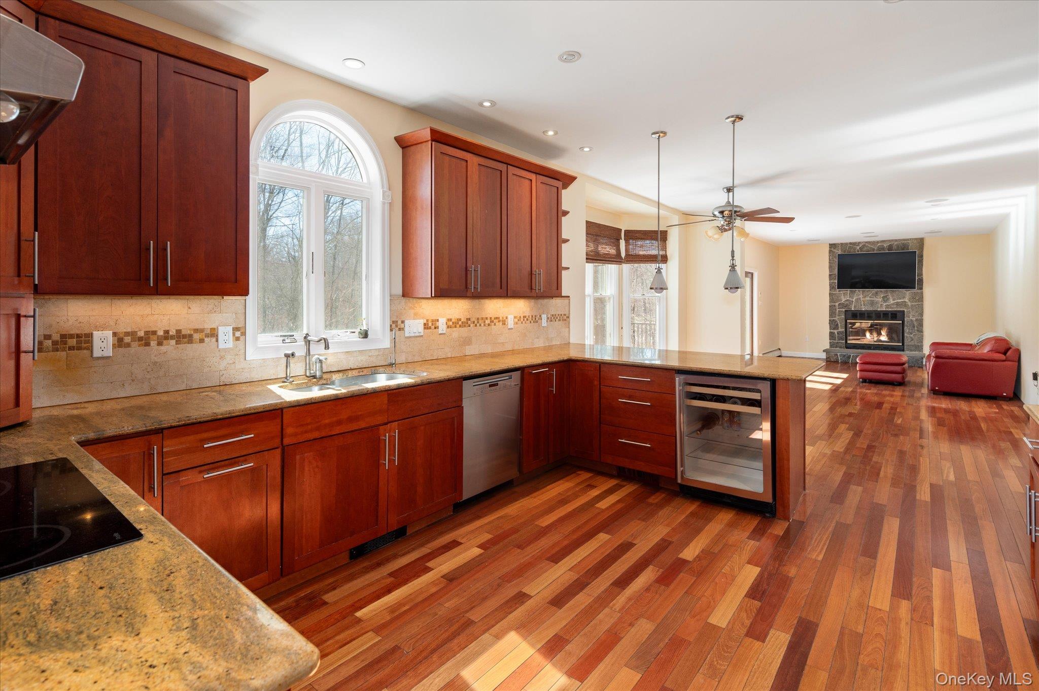 #10 photo, 3 Moore Drive, Yorktown Heights , NY 10598