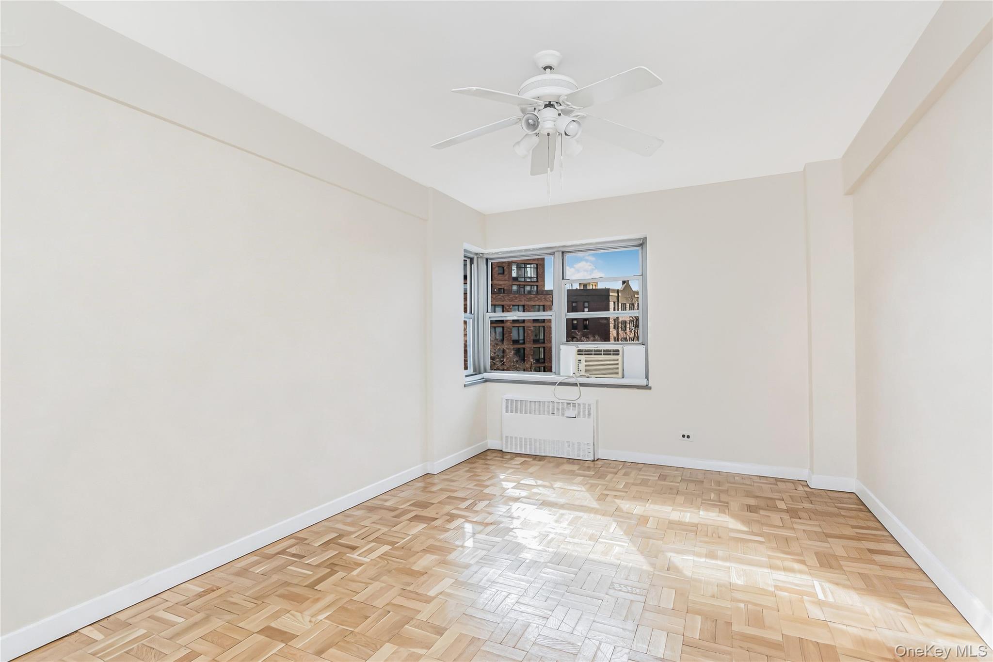 #9 photo, 3515 Henry Hudson Parkway, Bronx , NY 10463