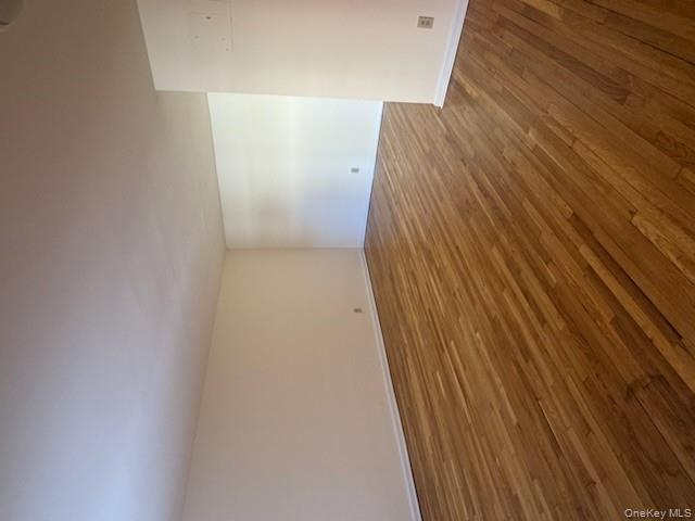 #8 photo, 11 Lake Street, White Plains , NY 10603