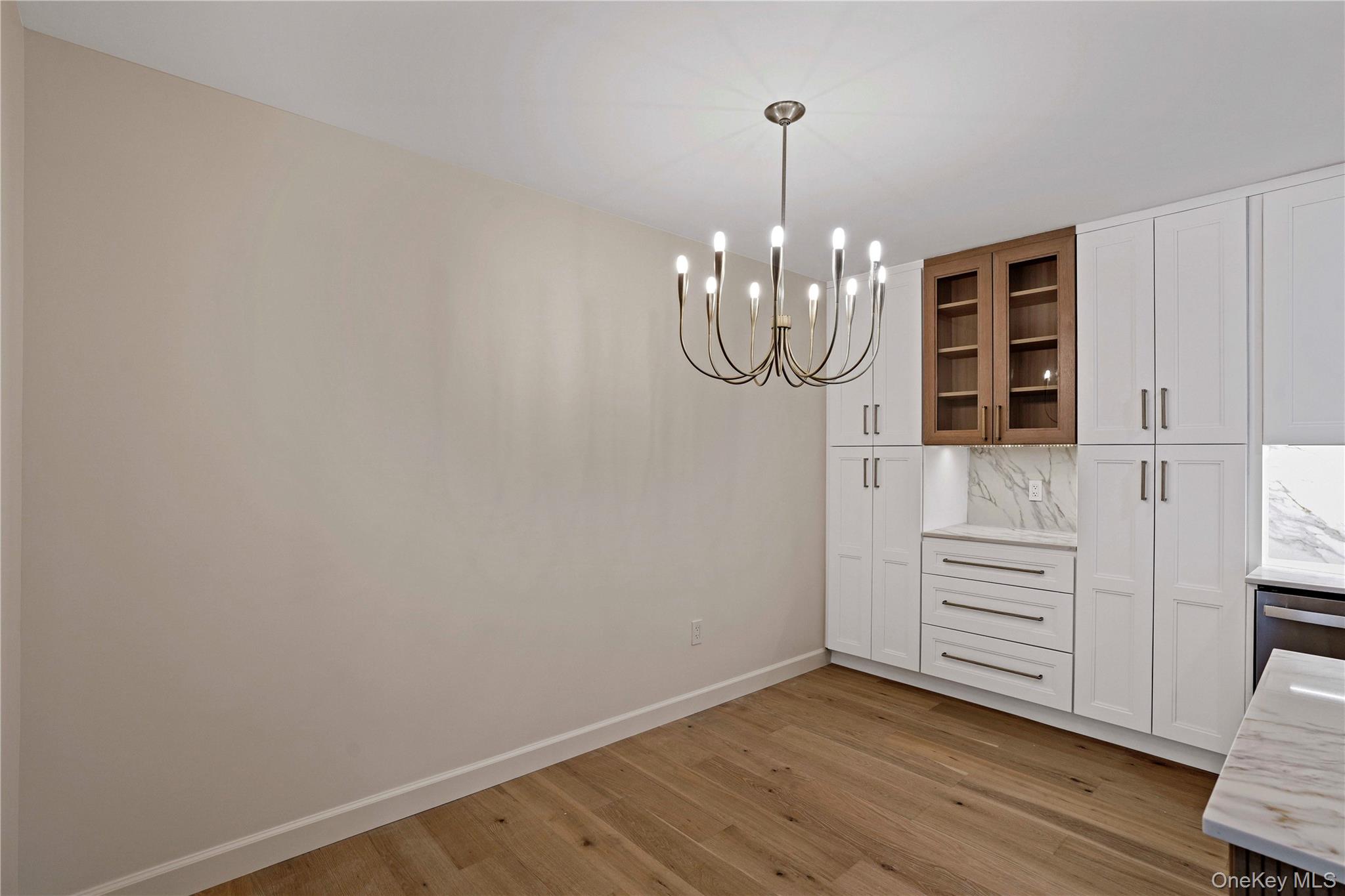 #2 photo, 400 High Point Drive, Hartsdale , NY 10530