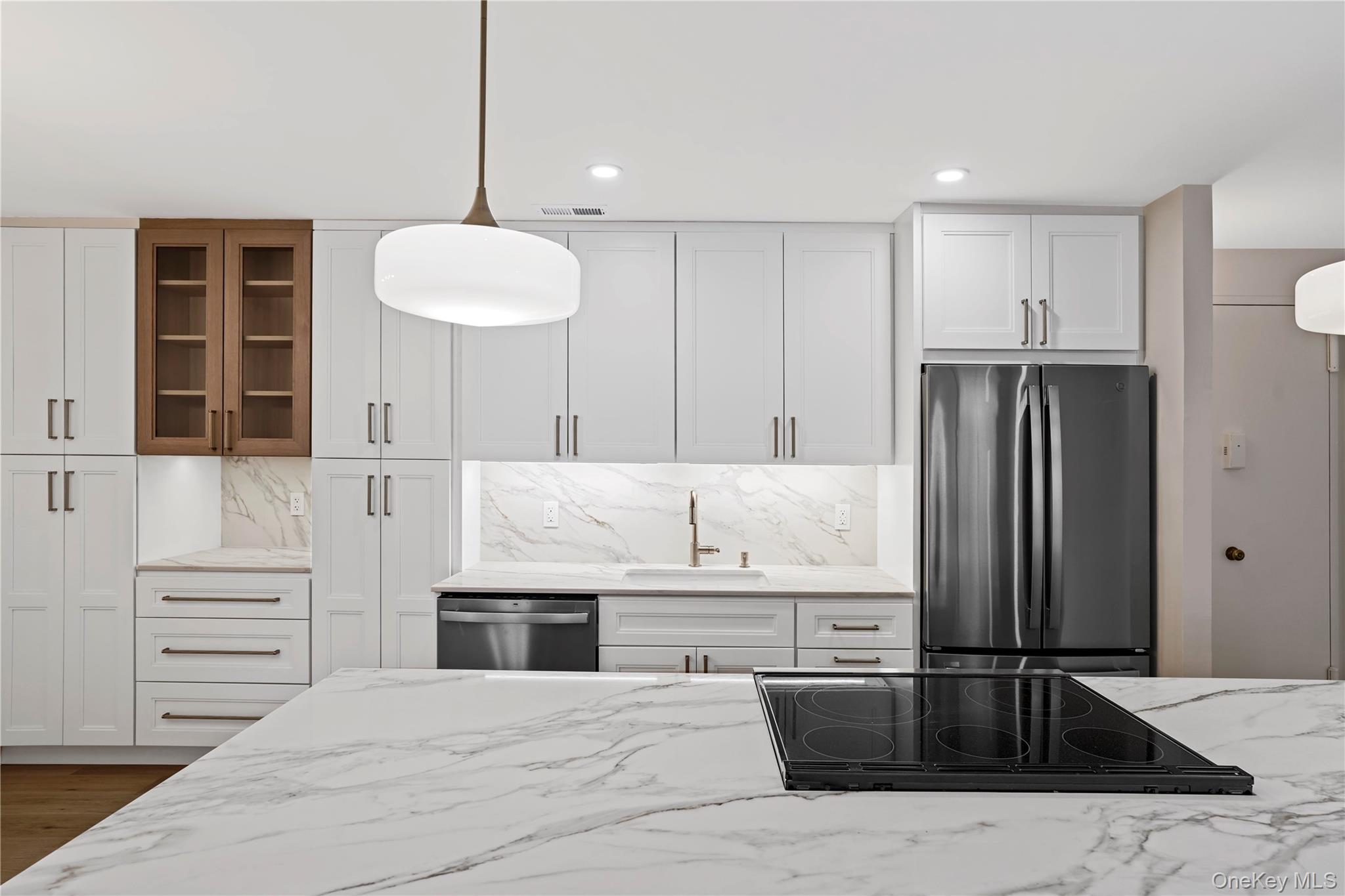 #3 photo, 400 High Point Drive, Hartsdale , NY 10530