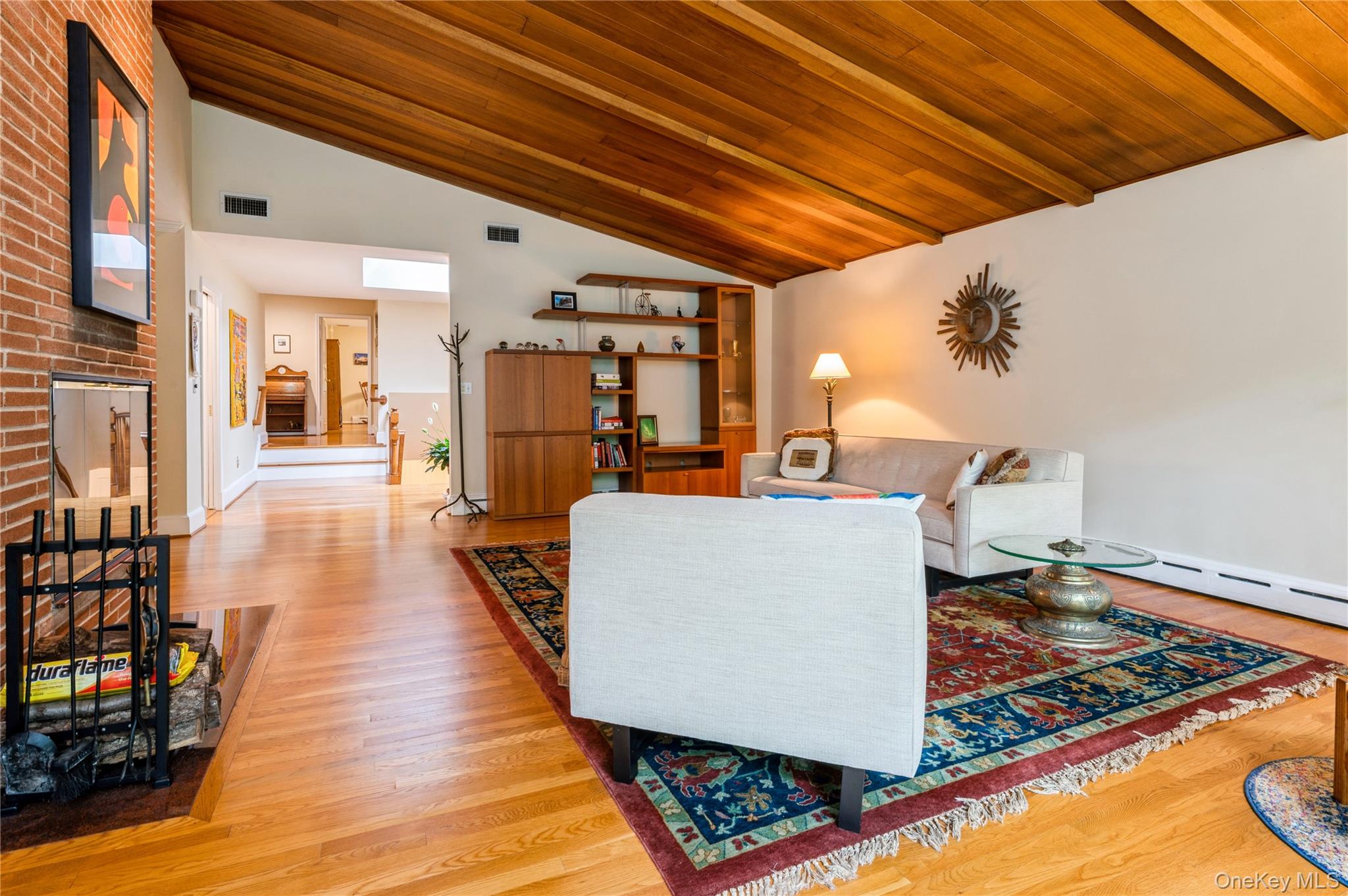 #10 photo, 160 Hampshire Road, Bronxville , NY 10708