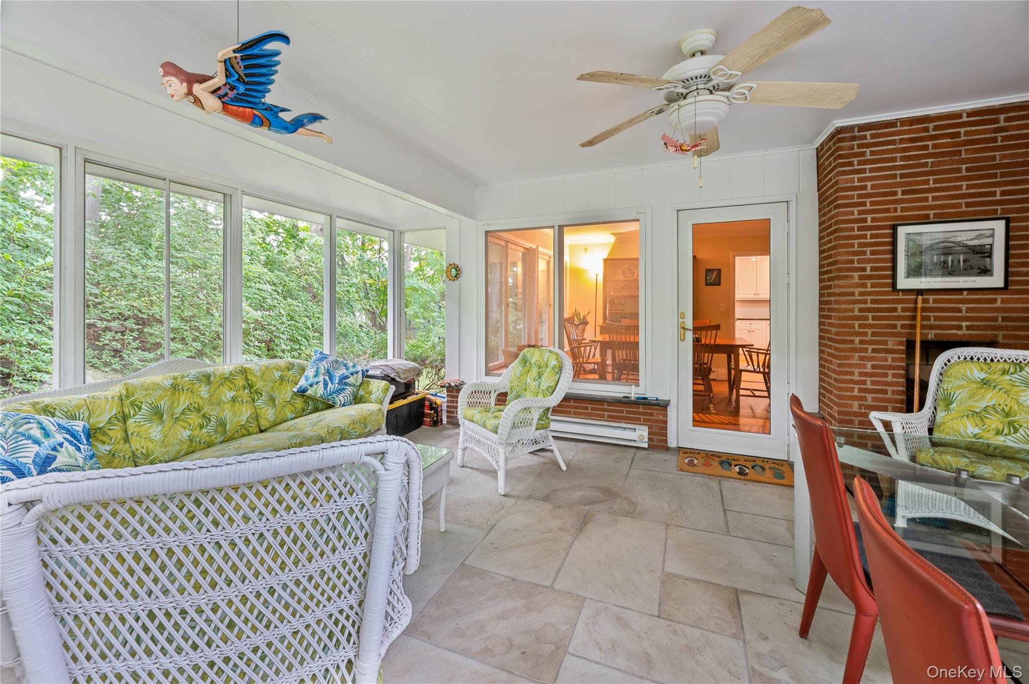 #13 photo, 160 Hampshire Road, Bronxville , NY 10708