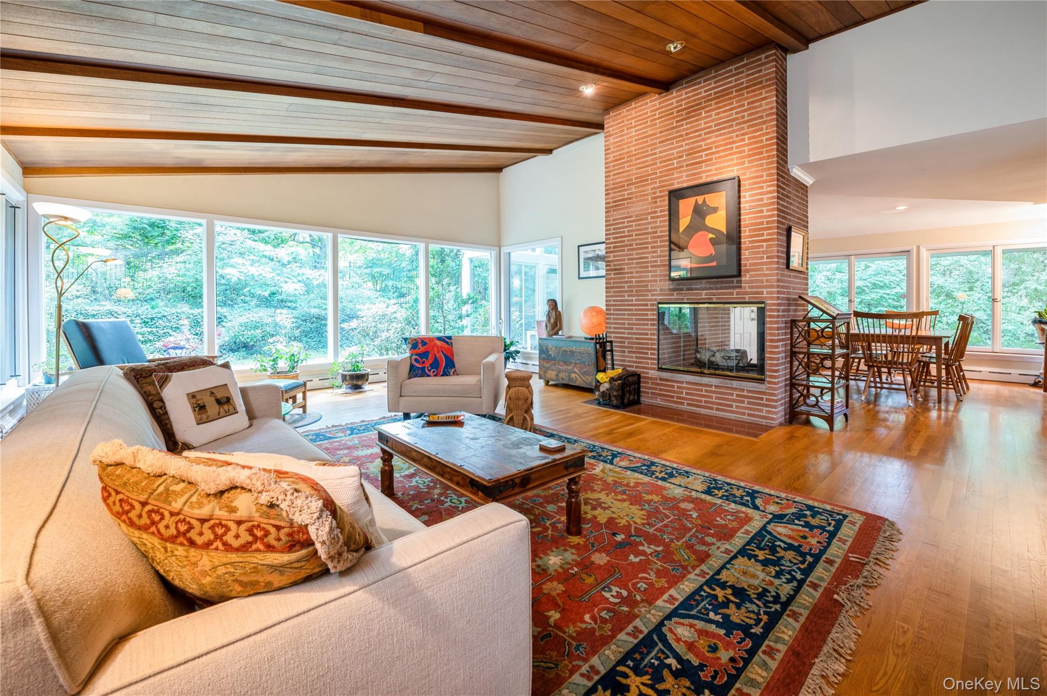 #8 photo, 160 Hampshire Road, Bronxville , NY 10708