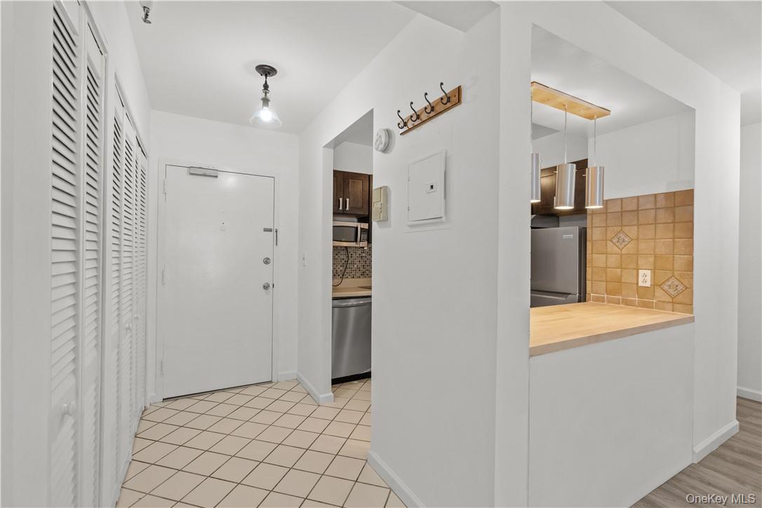 #2 photo, 501 N Barry Avenue, Mamaroneck , NY 10543