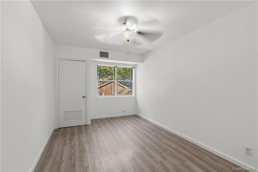 #9 photo, 501 N Barry Avenue, Mamaroneck , NY 10543