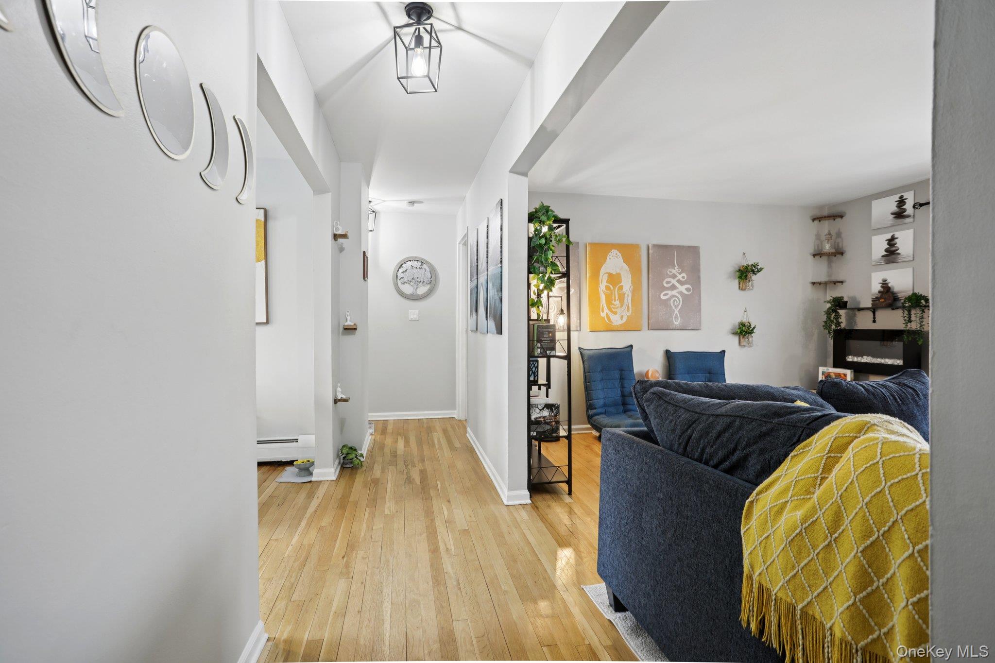 #3 photo, 9 Oxford Court, Suffern , NY 10901