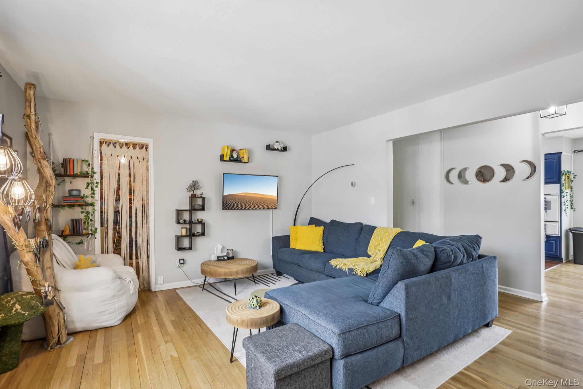 #5 photo, 9 Oxford Court, Suffern , NY 10901