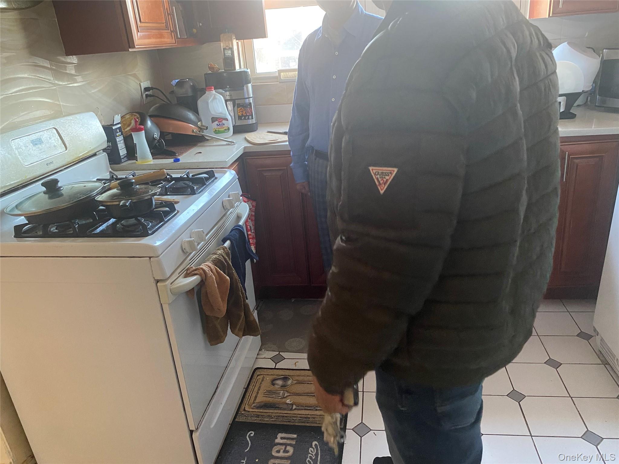 #7 photo, 8419 150th Street, クイーンズ区 Jamaica , NY 11435