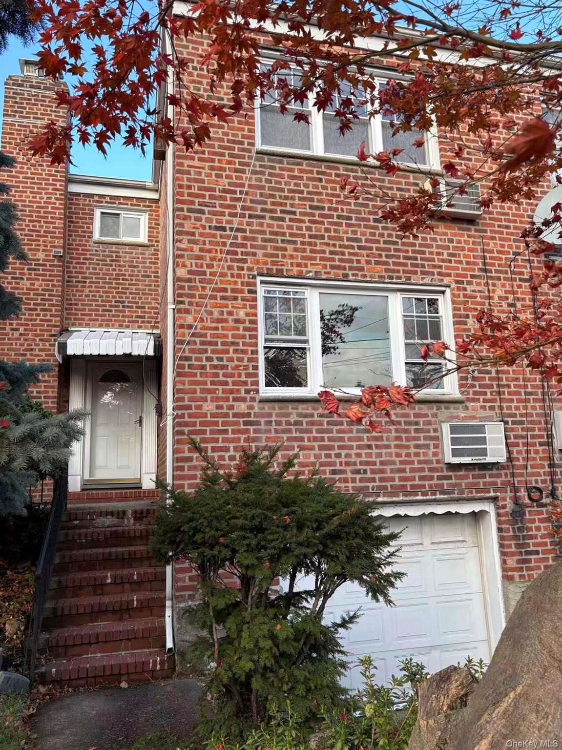 #13 photo, 207-09 35th Avenue, Bayside , NY 11361