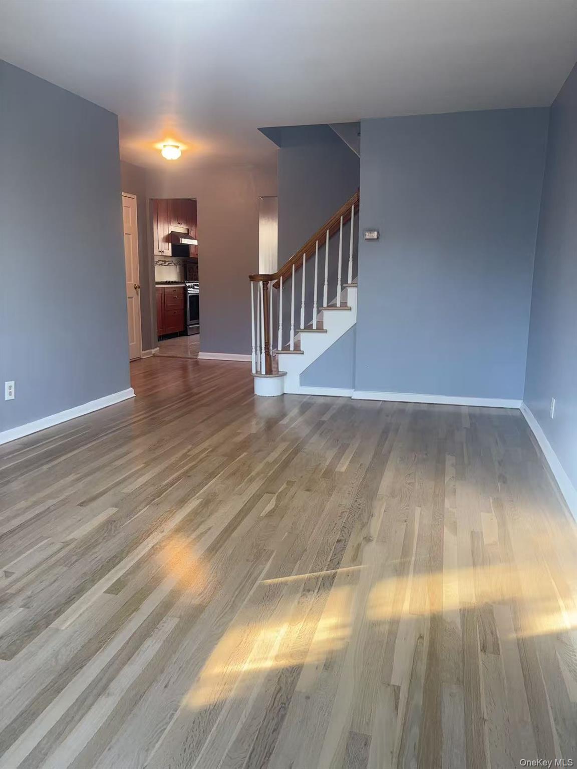 #4 photo, 207-09 35th Avenue, Bayside , NY 11361