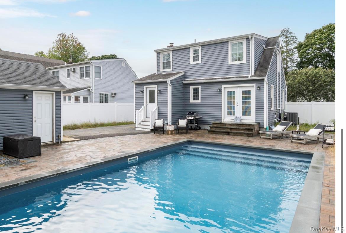 #3 photo, 132 Webster Street, Merrick , NY 11566