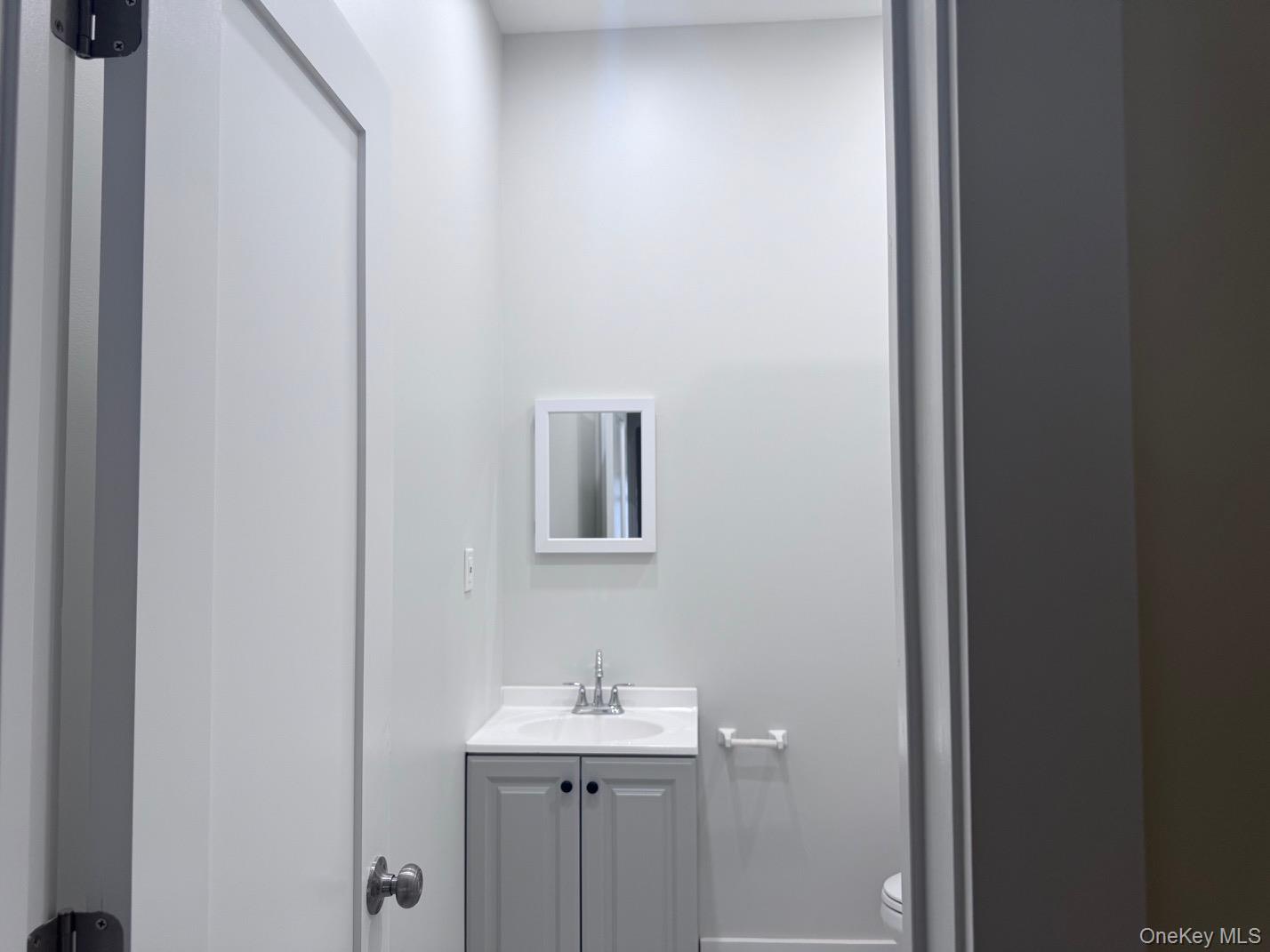 #11 photo, 62 Jerusalem Avenue, Hicksville , NY 11801