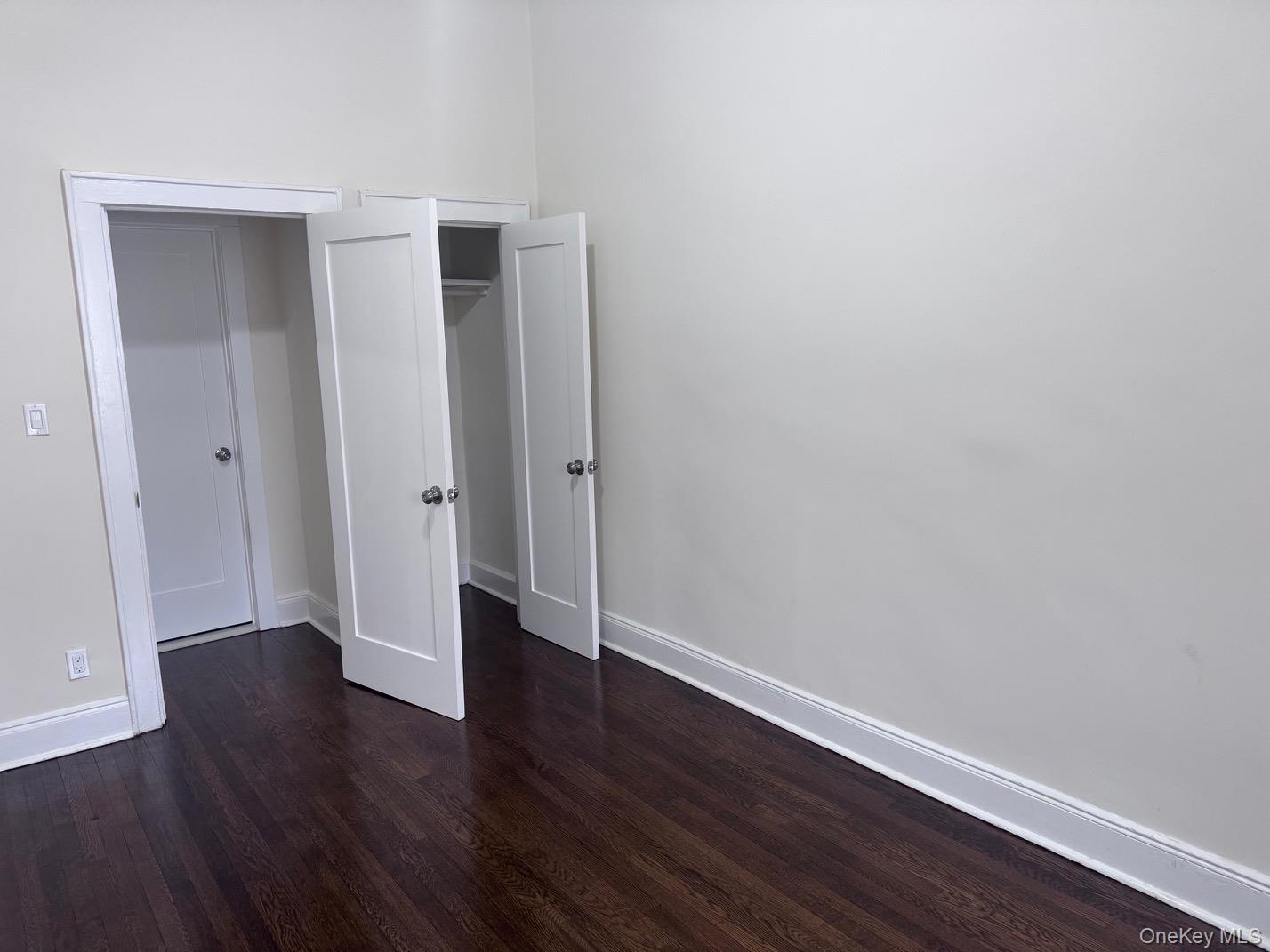 #8 photo, 62 Jerusalem Avenue, Hicksville , NY 11801