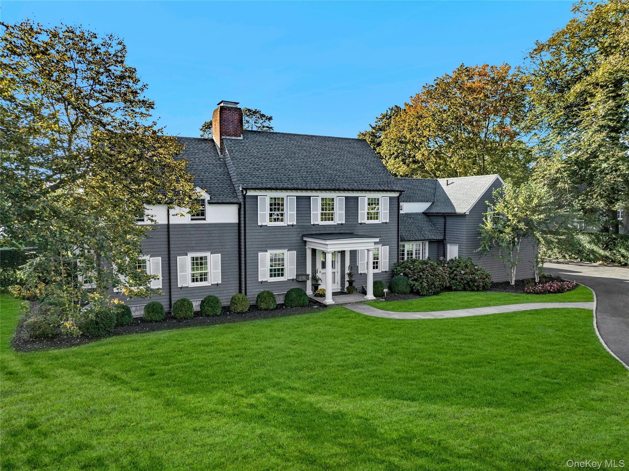 #1 photo, 308 Greene Avenue, 롱 아일랜드 Sayville , NY 11782