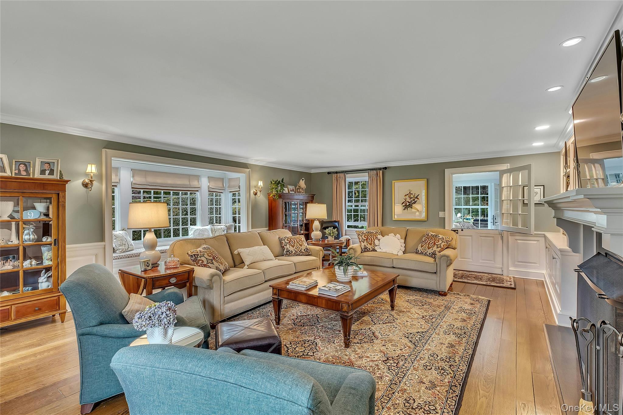 #12 photo, 308 Greene Avenue, 롱 아일랜드 Sayville , NY 11782