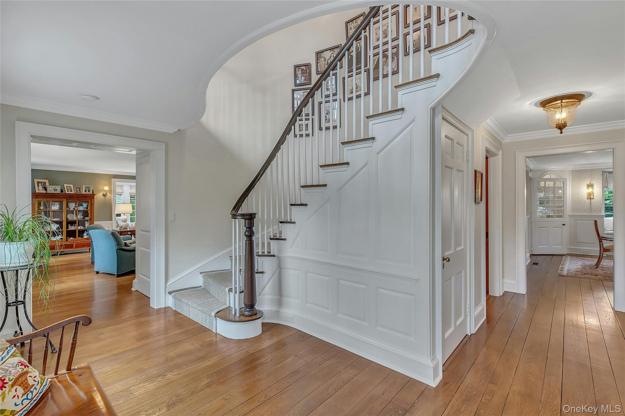 #4 photo, 308 Greene Avenue, 롱 아일랜드 Sayville , NY 11782