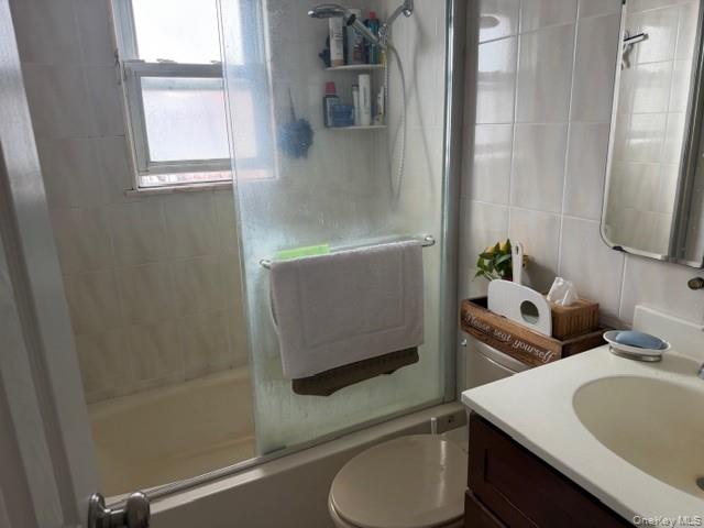 #5 photo, 2 Grenville Court, East Rockaway , NY 11518