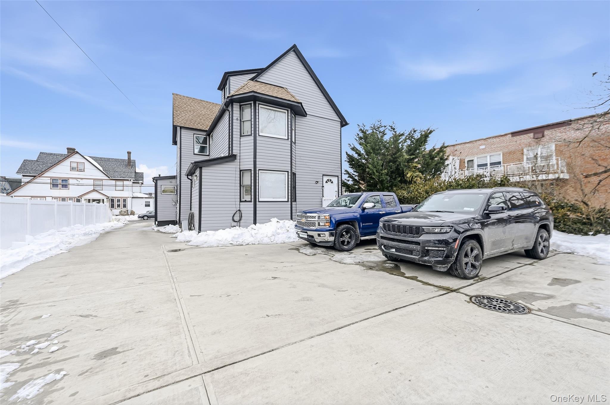 #17 photo, 120 Maple Avenue, Cedarhurst , NY 11516