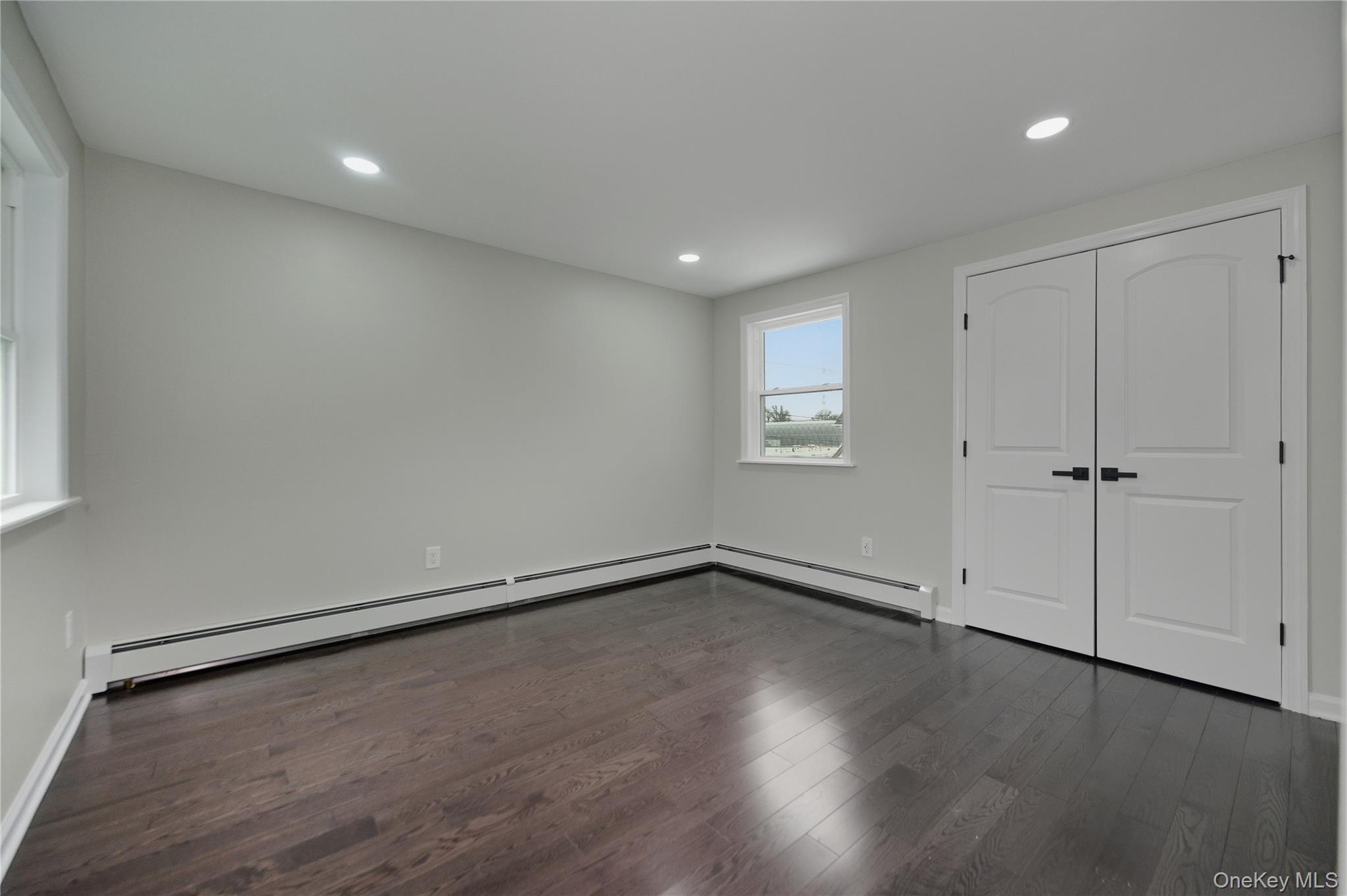 #8 photo, 120 Maple Avenue, Cedarhurst , NY 11516