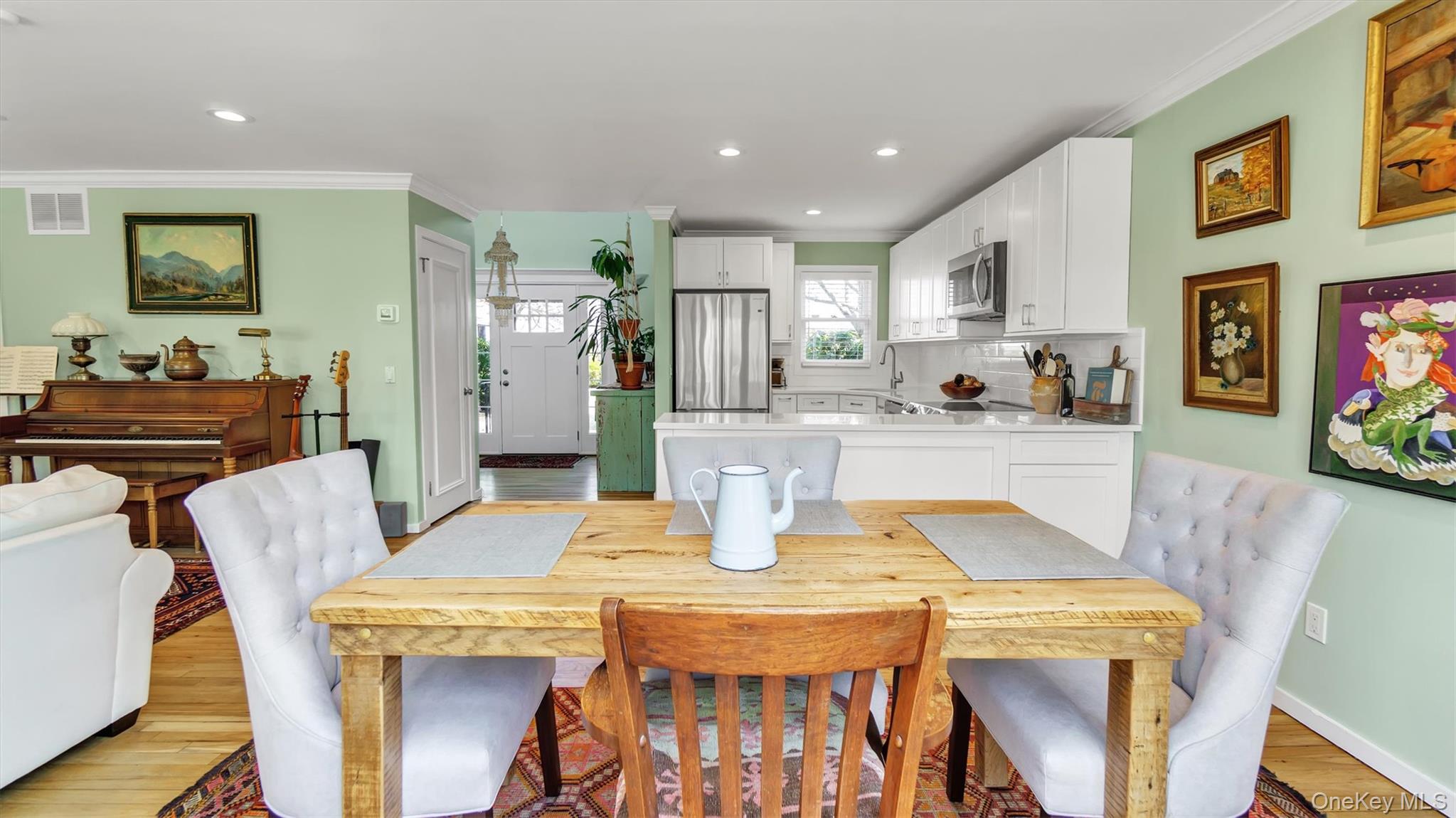 #8 photo, 25 Mitchell, Westhampton Beach , NY 11978