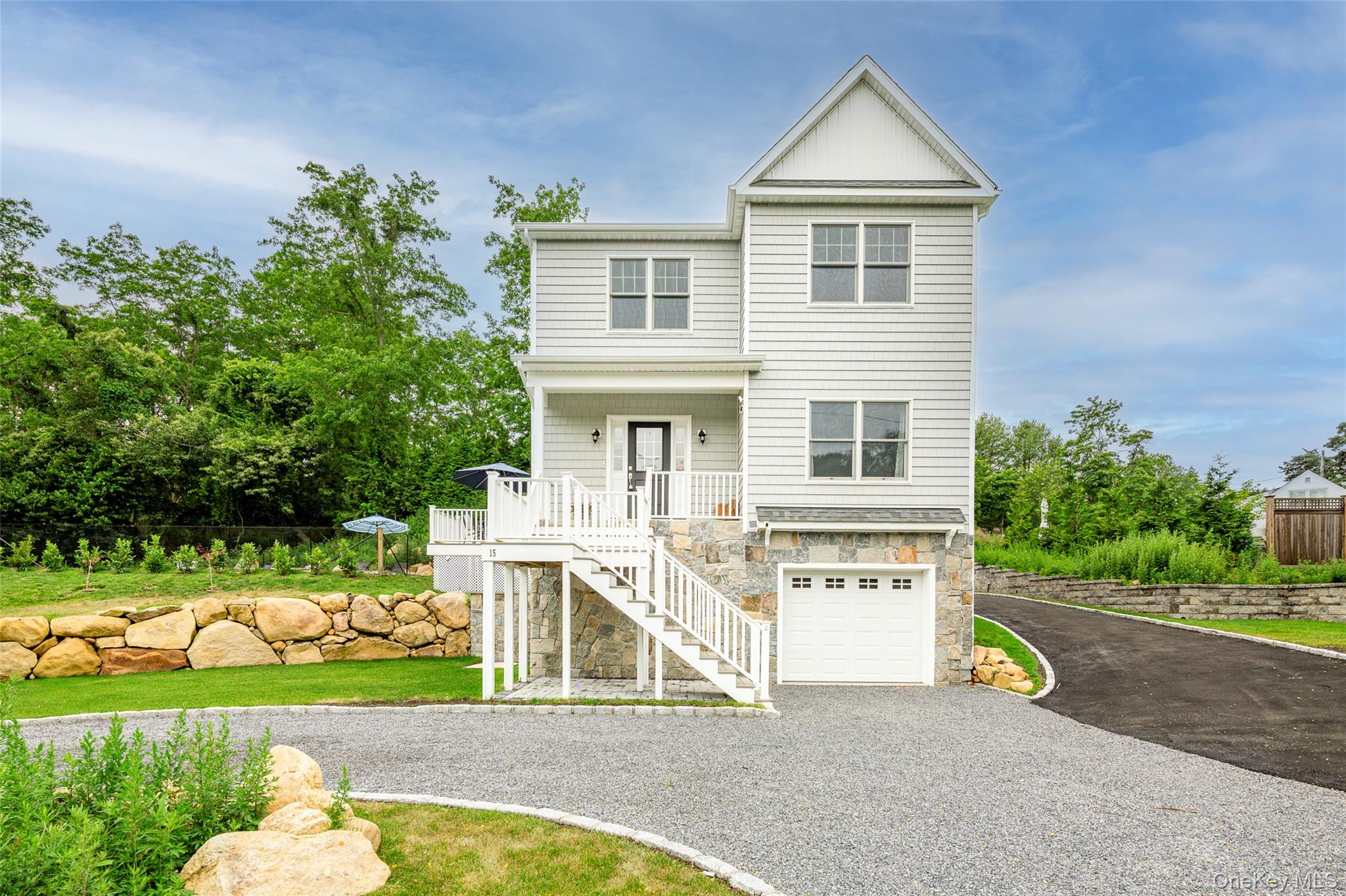 #6 photo, 15 S Beach Road, Southampton , NY 11968