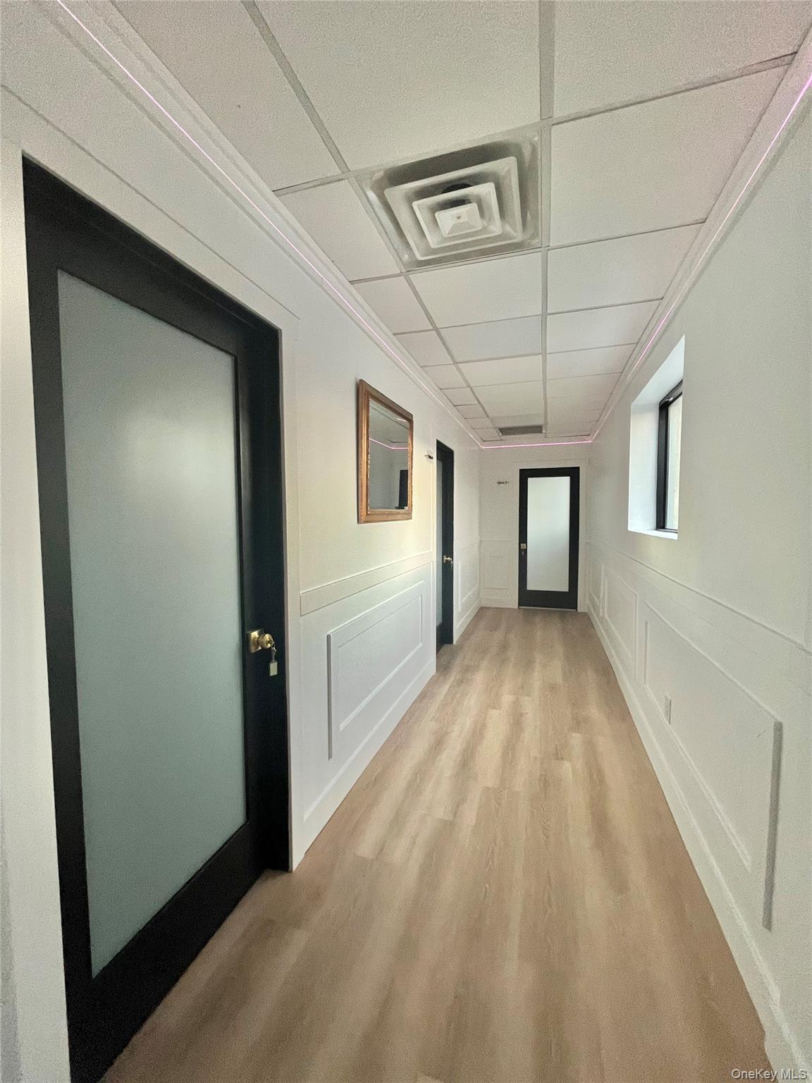 #6 photo, 135 Sunrise Highway, 롱 아일랜드 Amityville , NY 11701