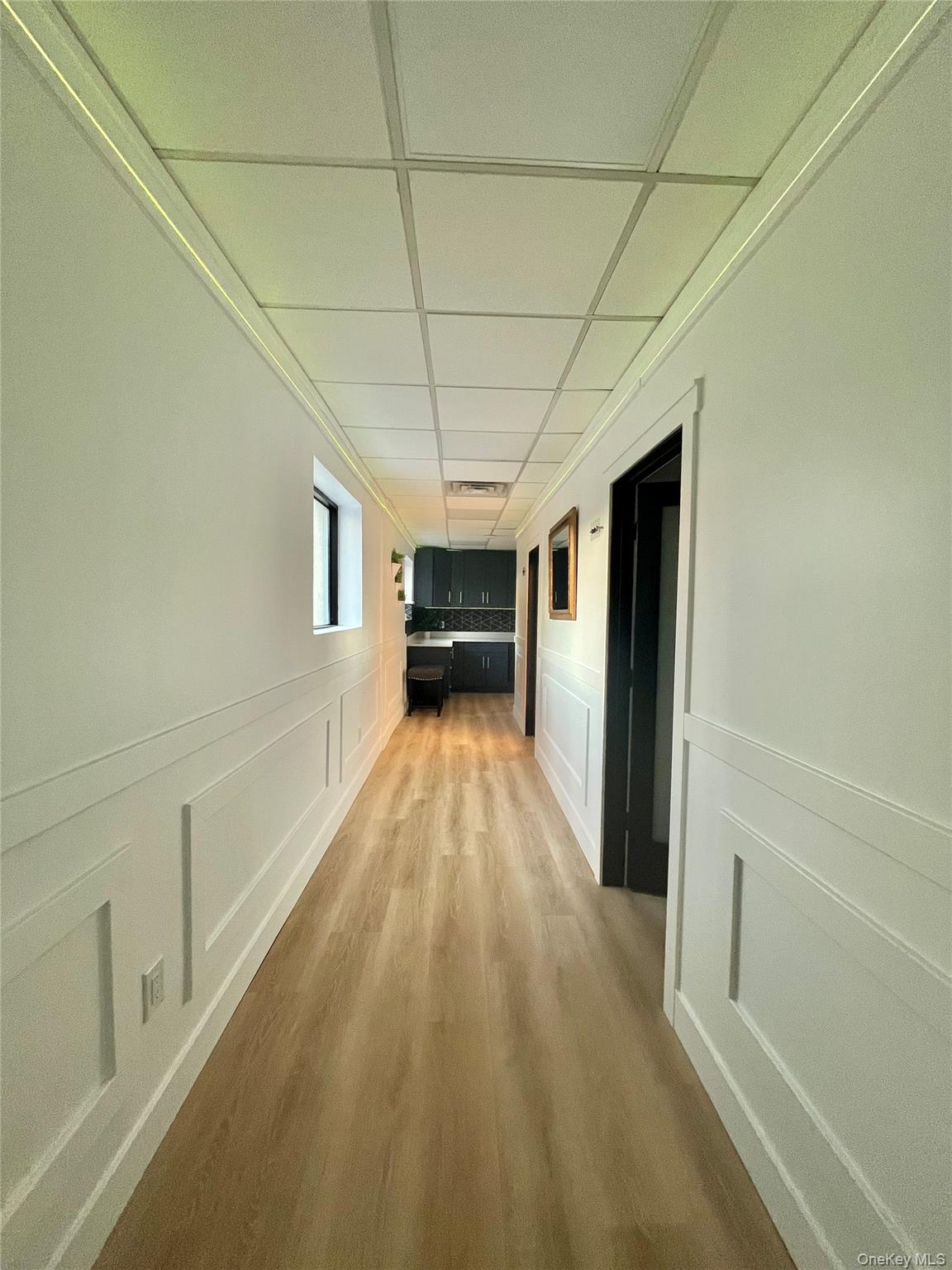 #7 photo, 135 Sunrise Highway, 롱 아일랜드 Amityville , NY 11701