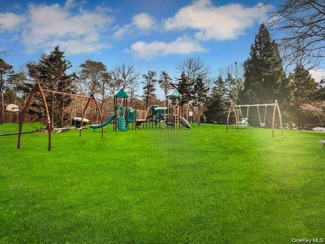 #13 photo, 6 Glen Hollow, 東長島 Brookhaven , NY 11742