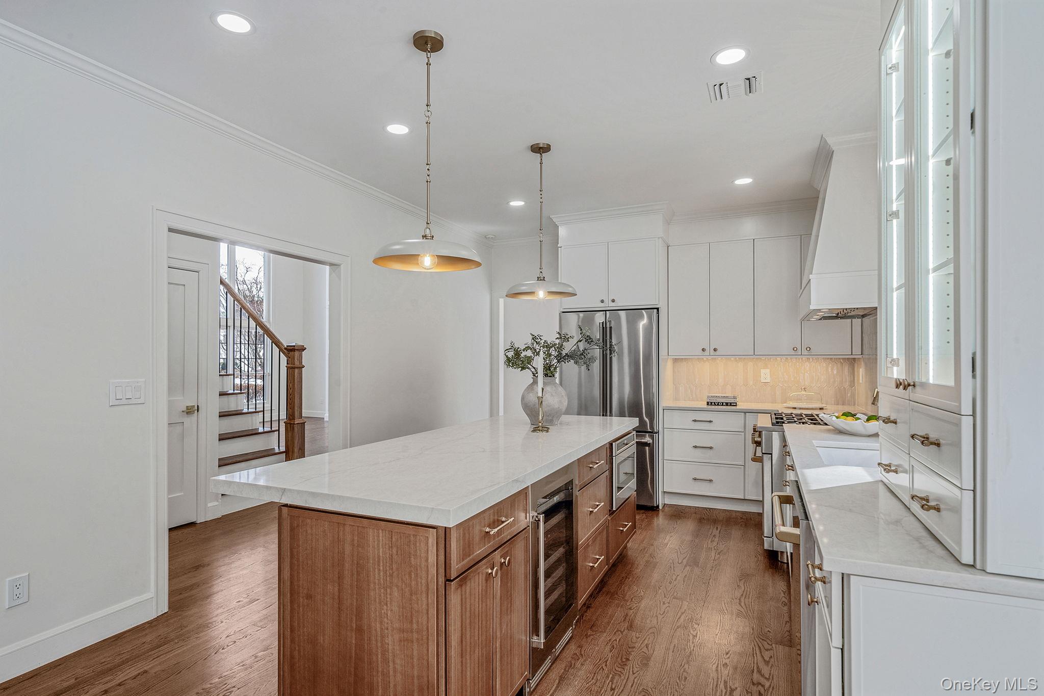 #14 photo, 118 Fairway View Drive, Commack , NY 11725