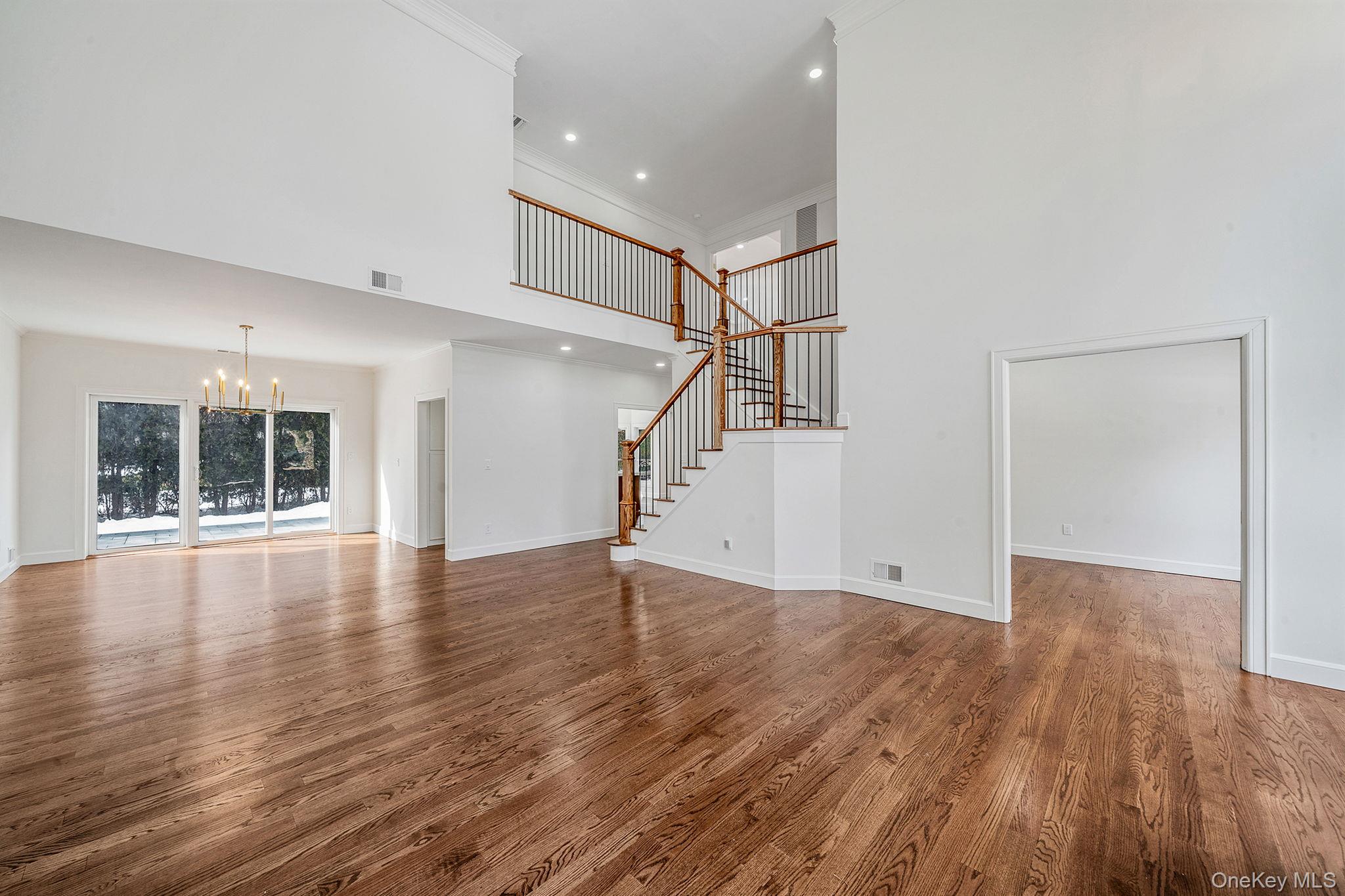 #7 photo, 118 Fairway View Drive, Commack , NY 11725