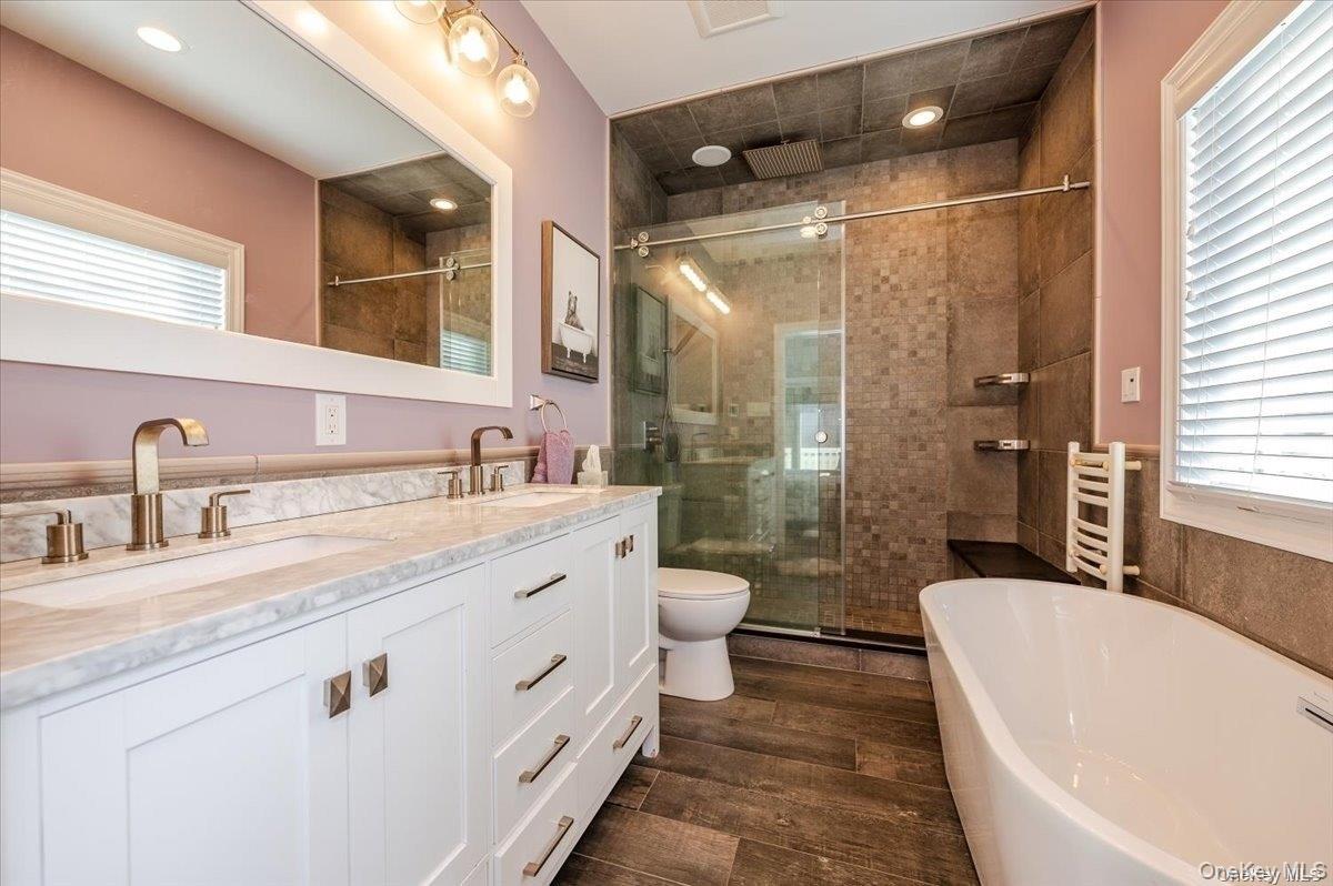 #13 photo, 206 Grand Boulevard, Long Beach , NY 11561