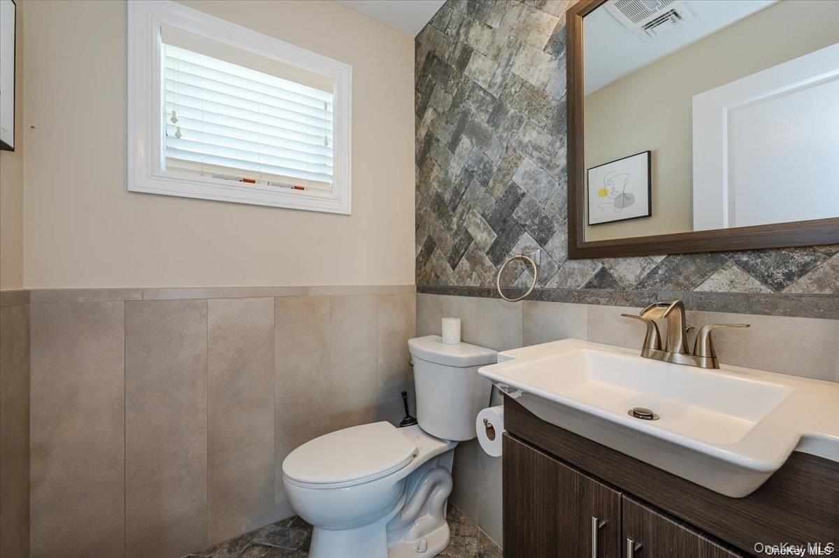 #17 photo, 206 Grand Boulevard, Long Beach , NY 11561