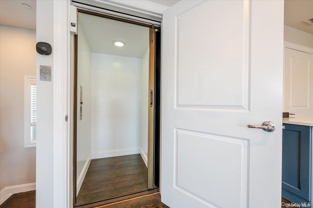 #18 photo, 206 Grand Boulevard, Long Beach , NY 11561