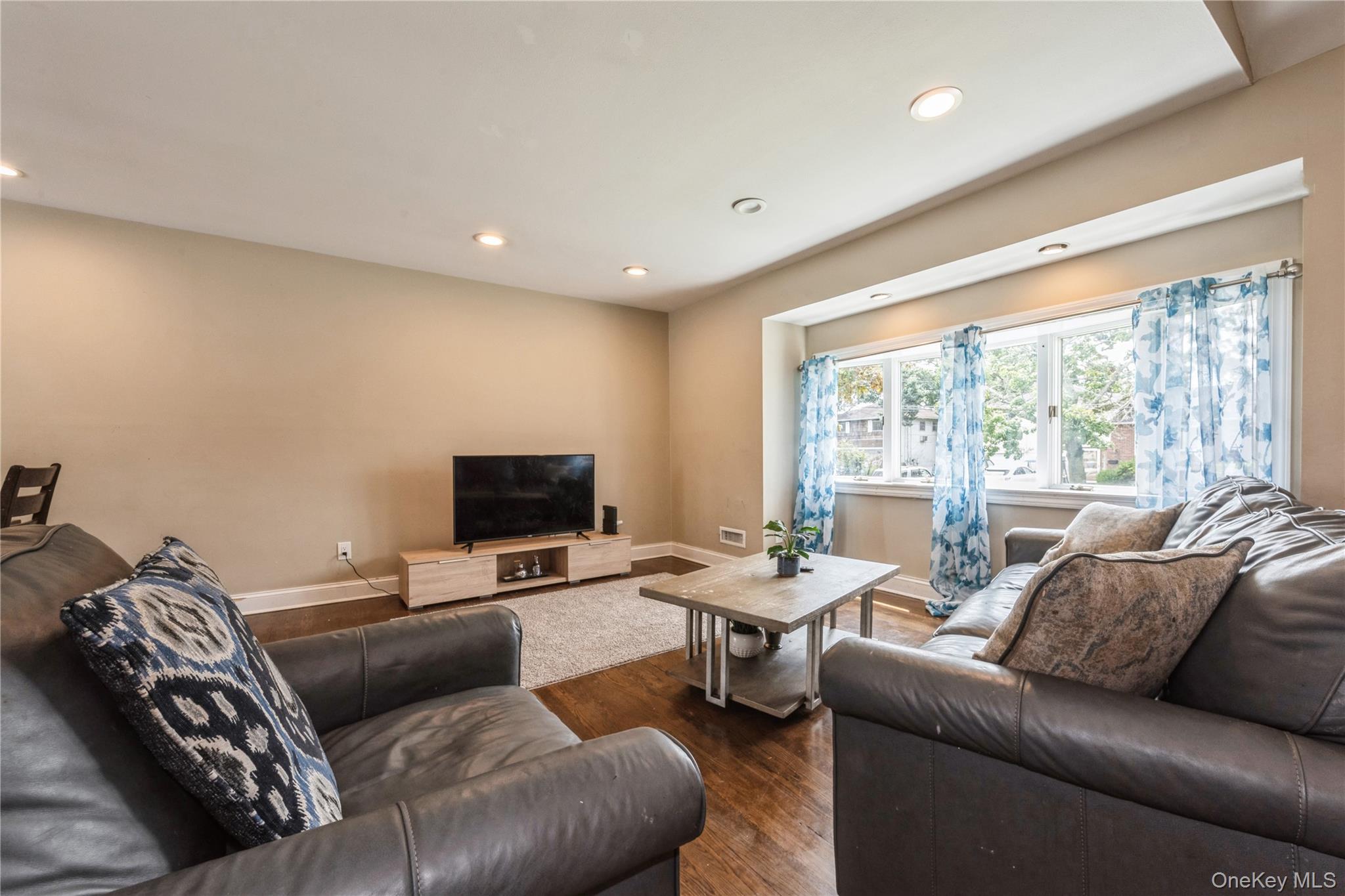 #2 photo, 49 Eddie Avenue, North Babylon , NY 11703