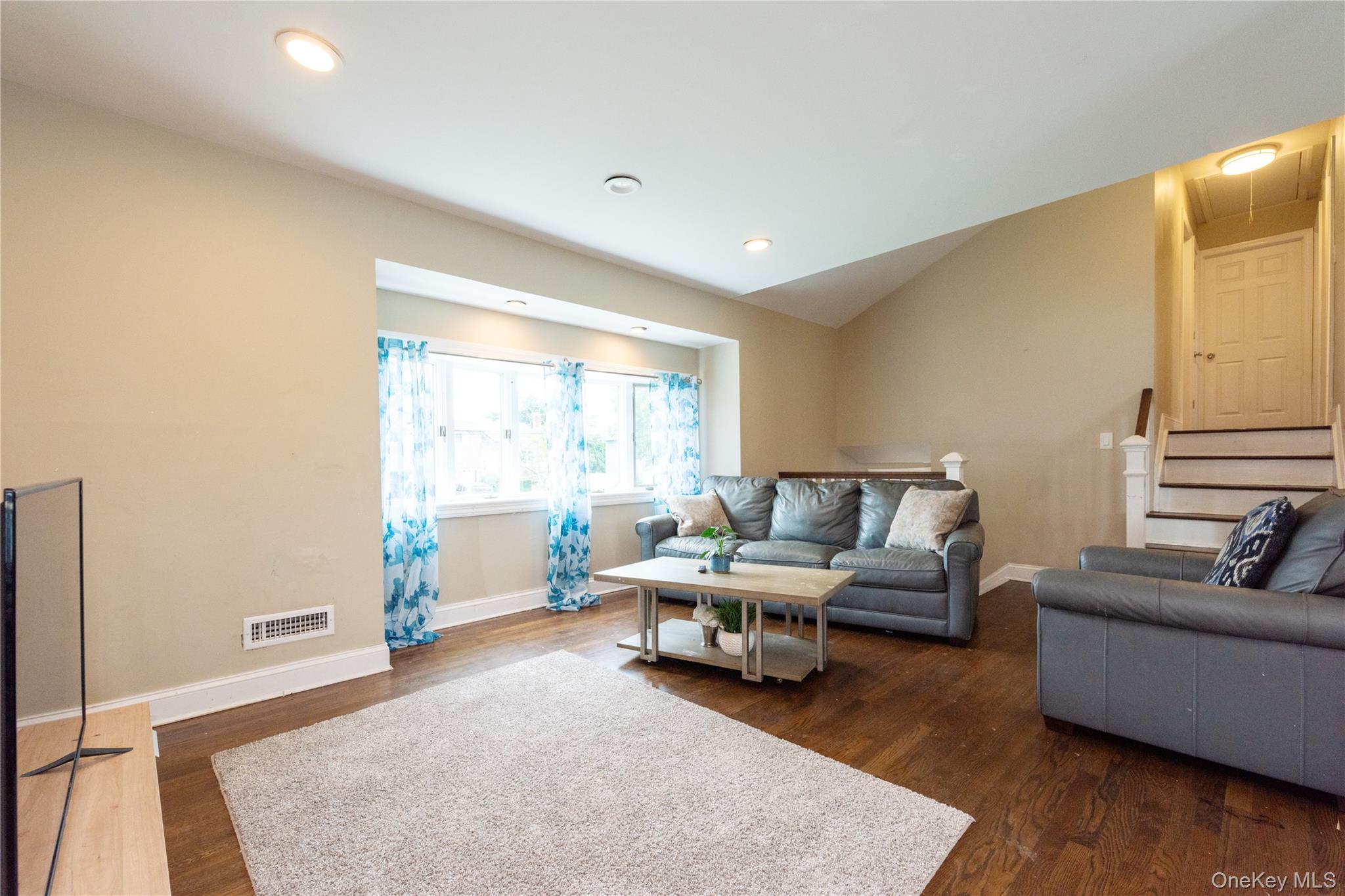 #3 photo, 49 Eddie Avenue, North Babylon , NY 11703