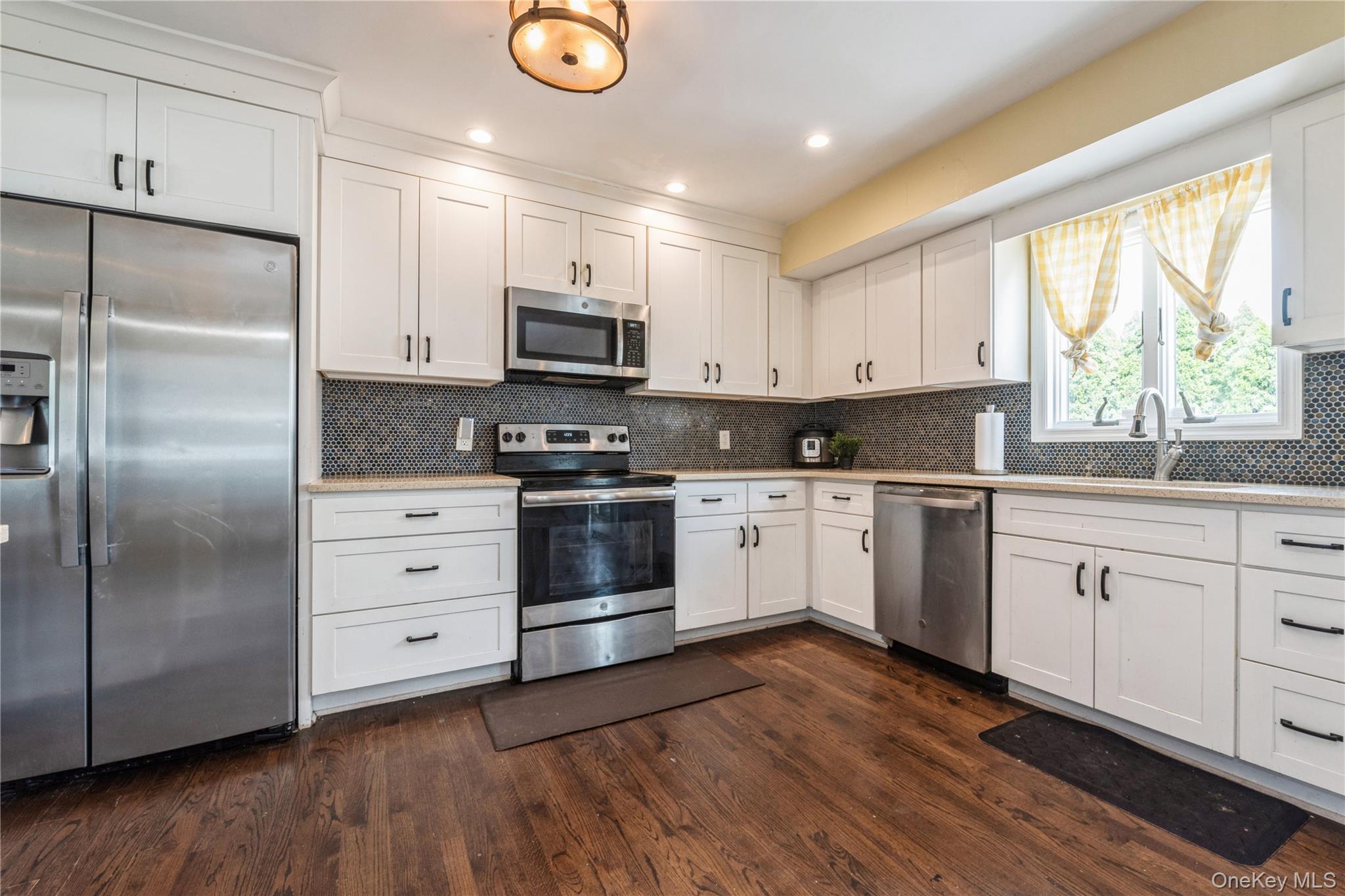 #8 photo, 49 Eddie Avenue, North Babylon , NY 11703