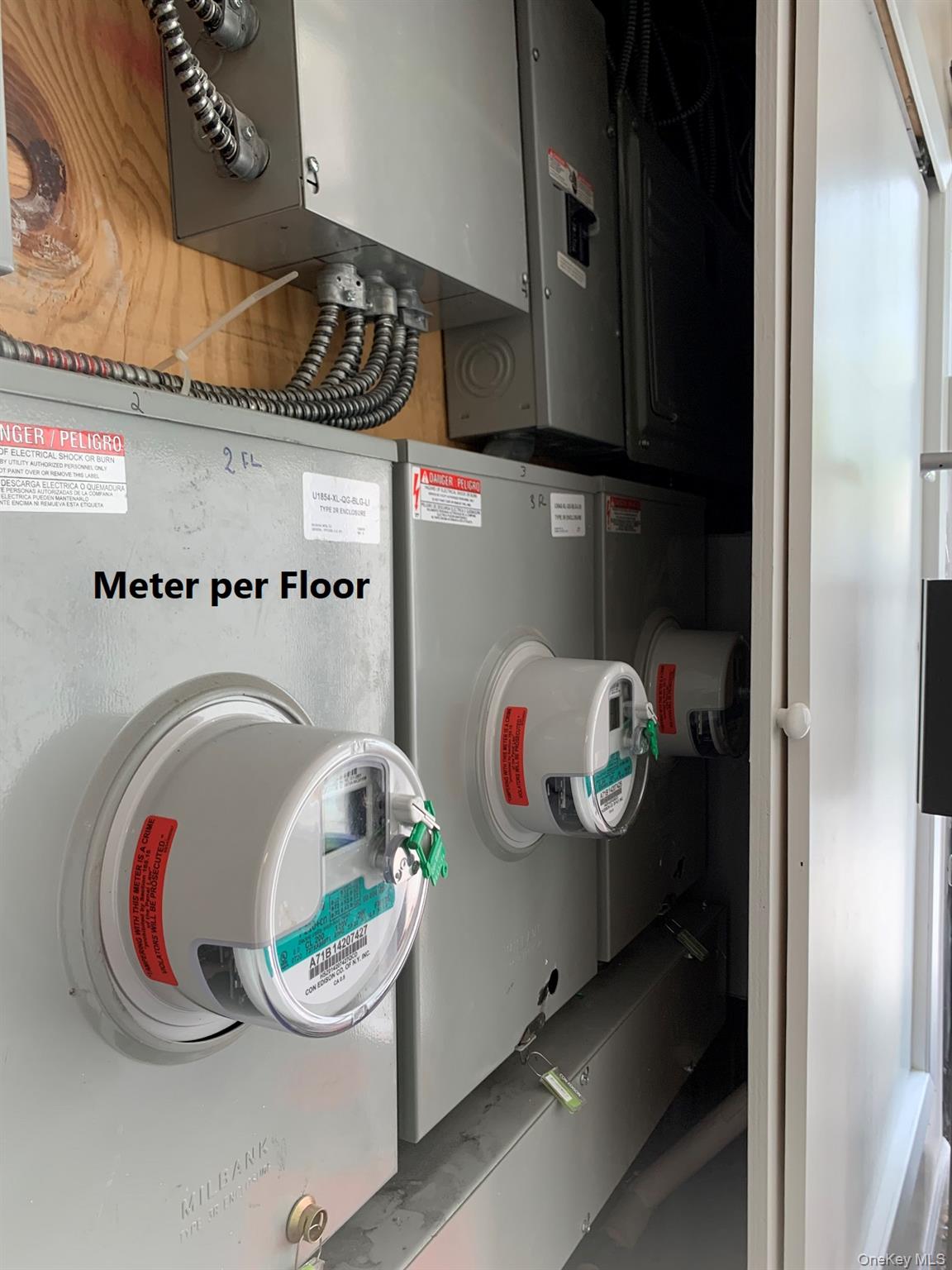 #5 photo, 2516-2518 Francis Lewis Blvd, 뉴욕퀸즈 Flushing , NY 11361