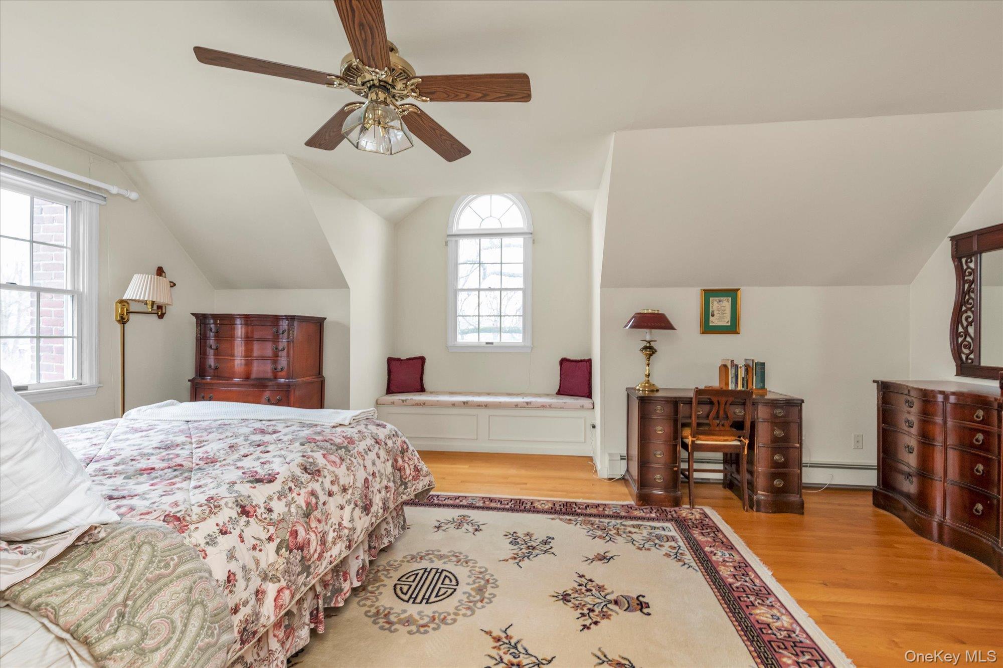 #11 photo, 55 Vassar Street, Garden City , NY 11530