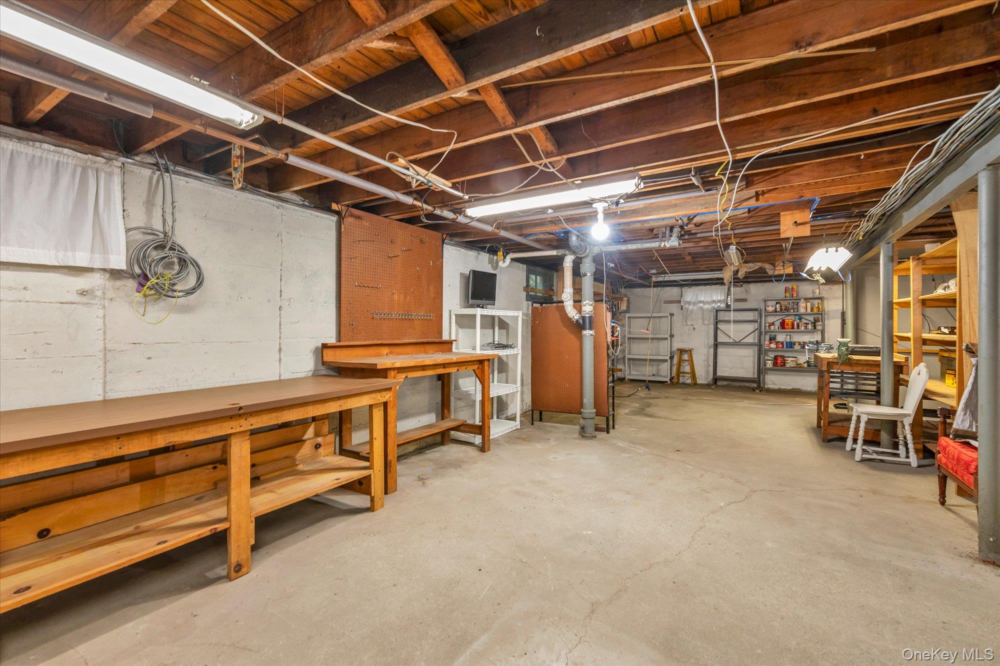 #13 photo, 55 Vassar Street, Garden City , NY 11530