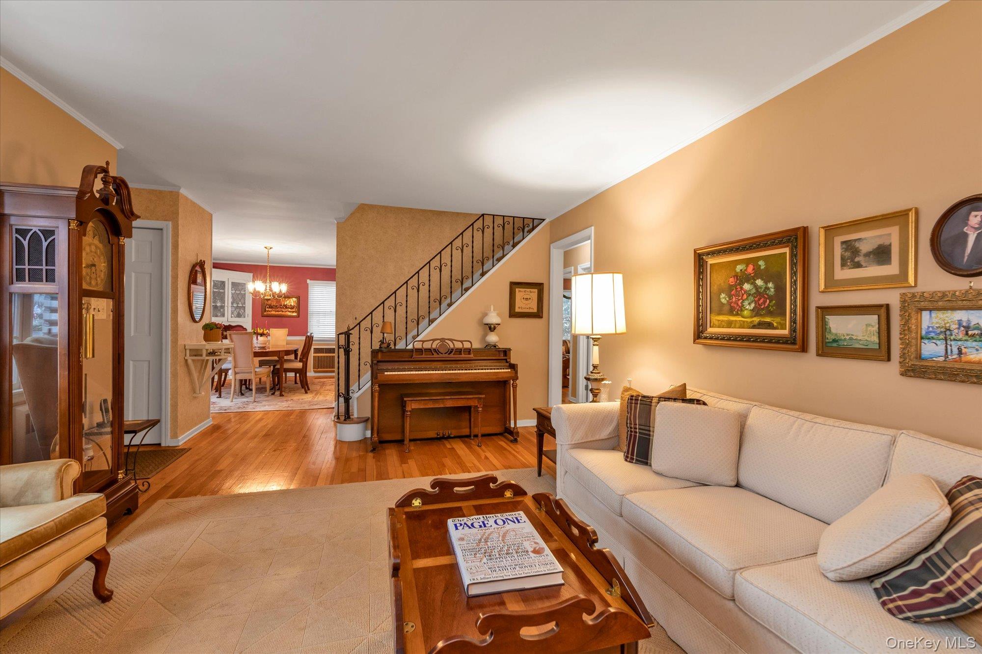 #4 photo, 55 Vassar Street, Garden City , NY 11530