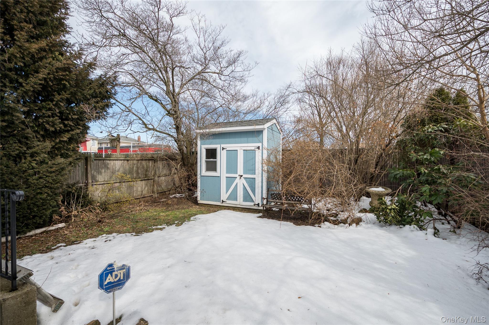 #17 photo, 9 Harrison Ave, Hicksville , NY 11801