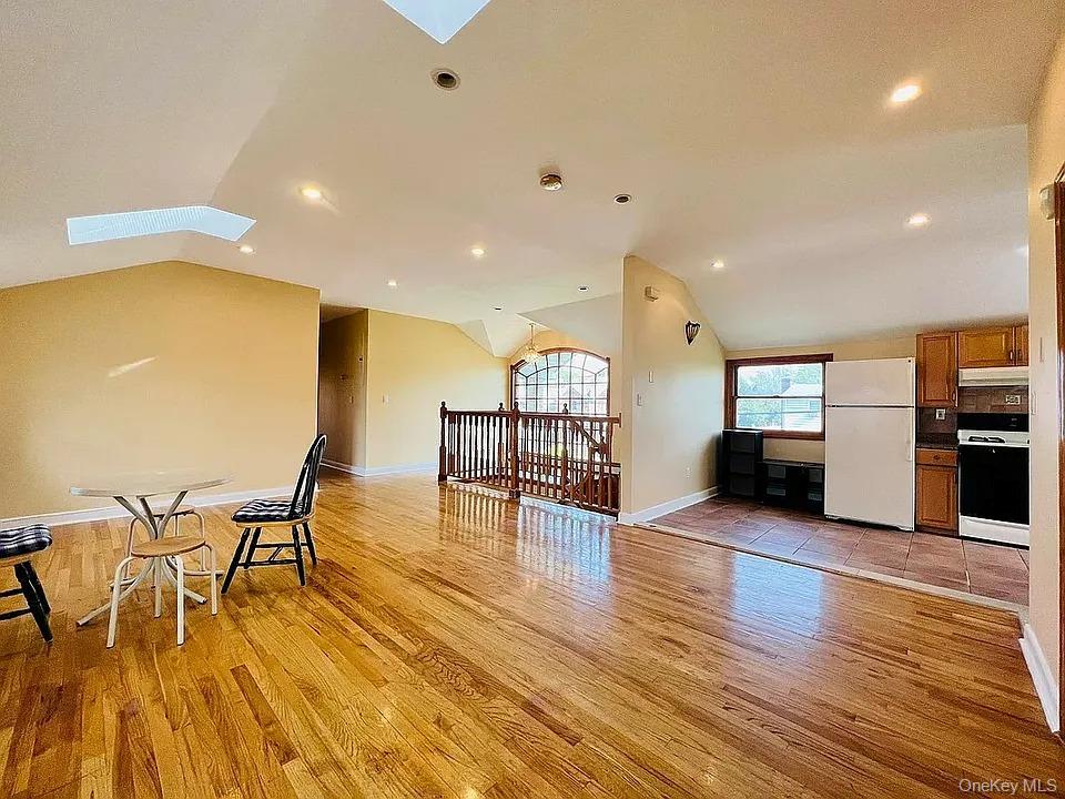 #2 photo, 5651 196th Street, Fresh Meadows , NY 11365