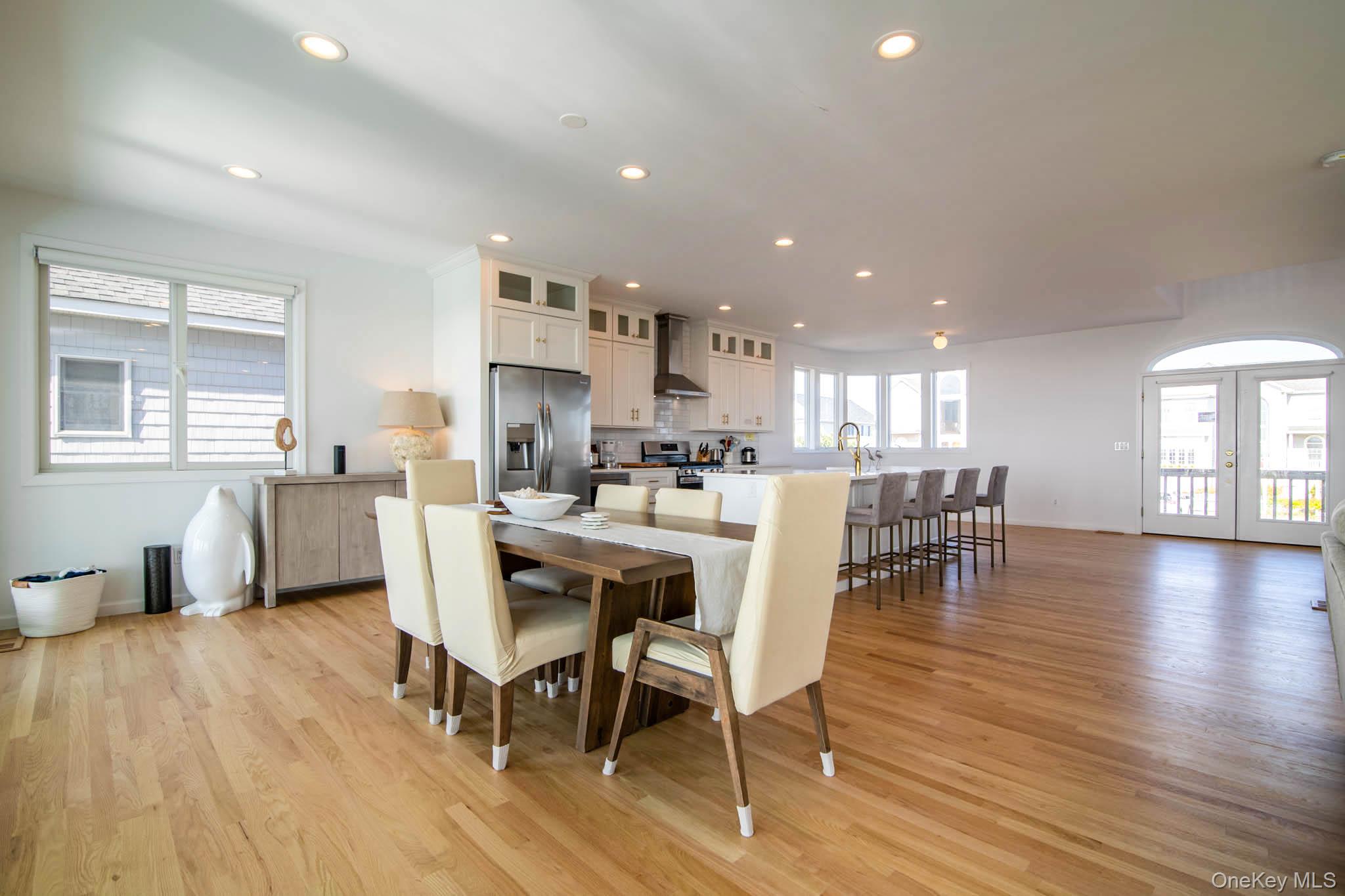 #10 photo, 675 Dune Road, Westhampton Beach , NY 11978