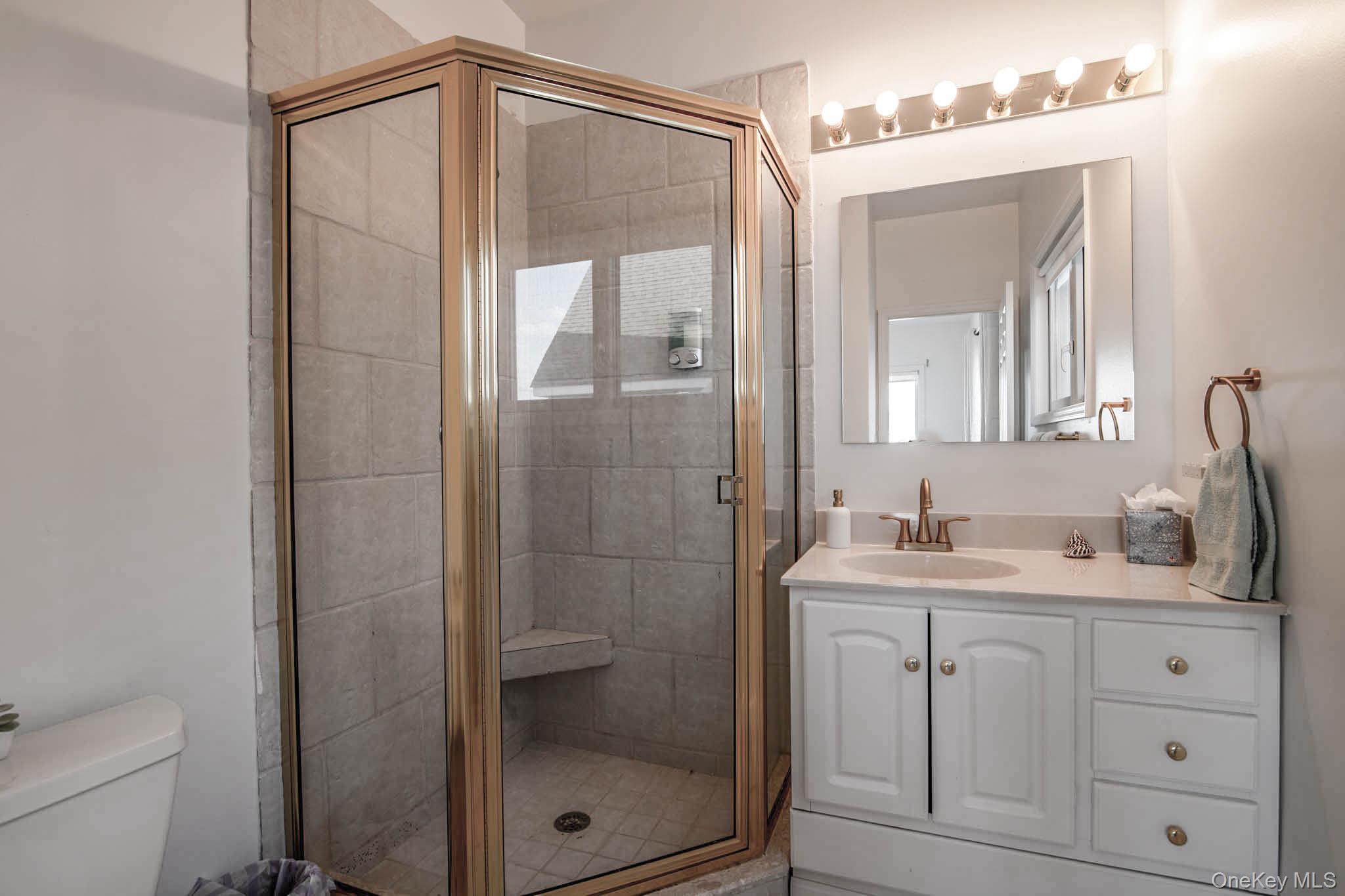 #12 photo, 675 Dune Road, Westhampton Beach , NY 11978