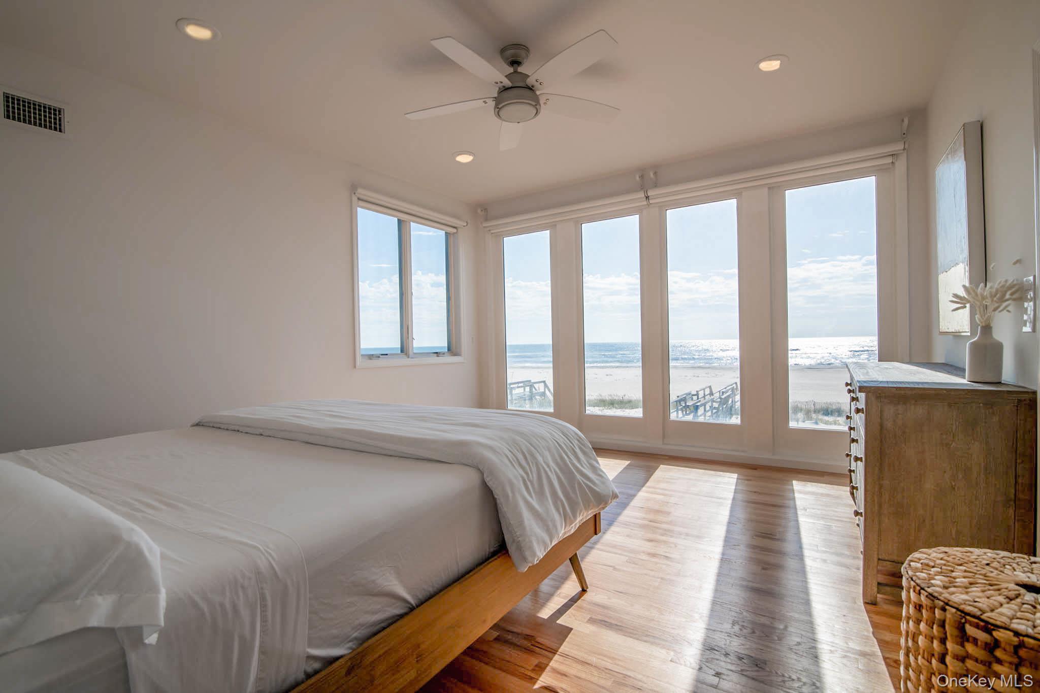 #17 photo, 675 Dune Road, Westhampton Beach , NY 11978