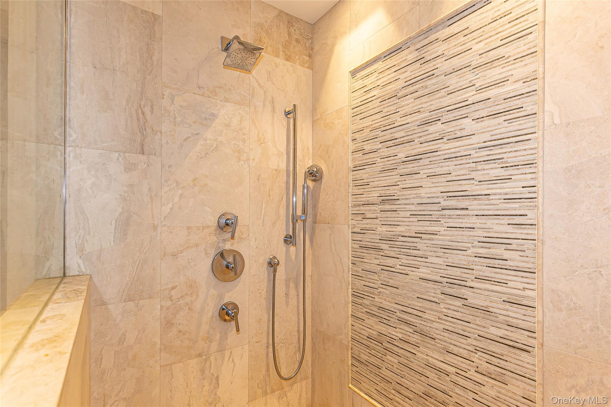 #13 photo, 79 Meadow Woods Road, 长岛 Great Neck , NY 11020