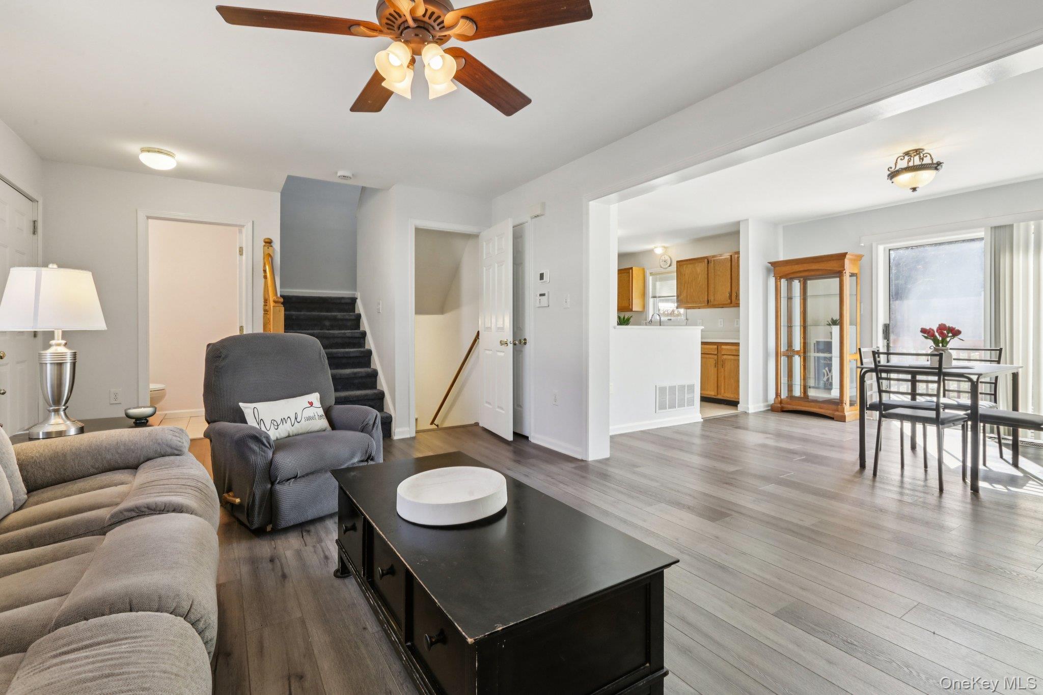 #8 photo, 36 Lackawanna Trail, Suffern , NY 10901