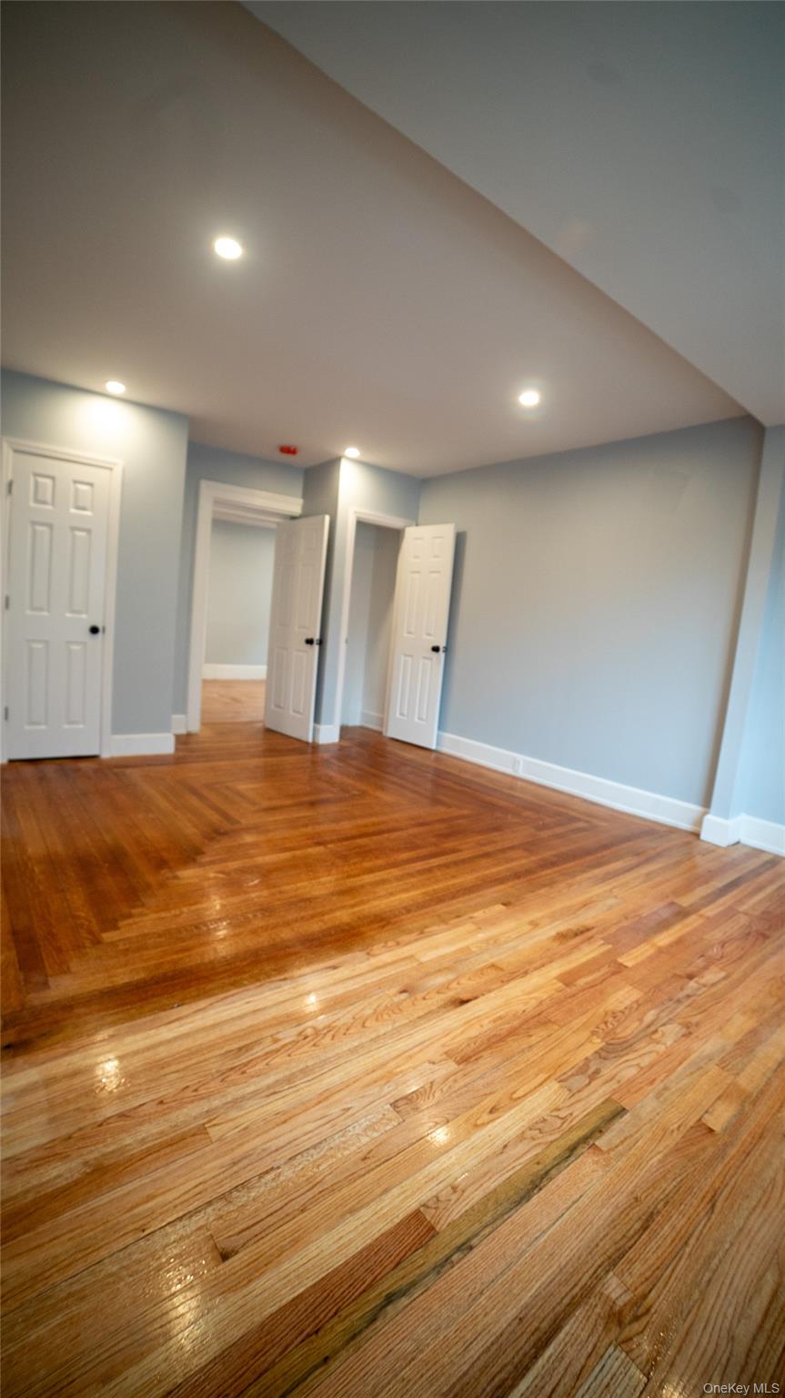 #13 photo, 305 N Terrace Avenue, Mount Vernon , NY 10550