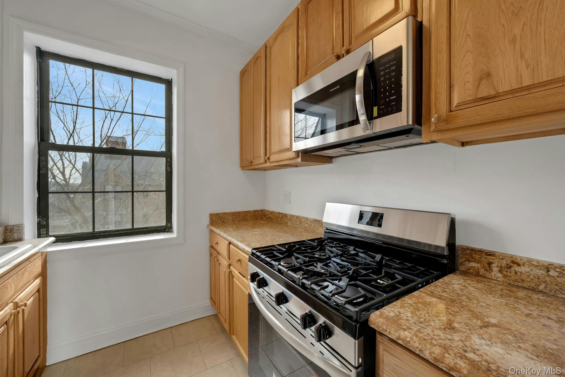 #11 photo, 840 Bronx River Road, Бронкс ‖ Bronxville , NY 10708